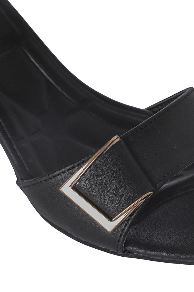 Bilekten Bağlı, Kalın Topuklu Tokalı Siyah Kadın Sandalet