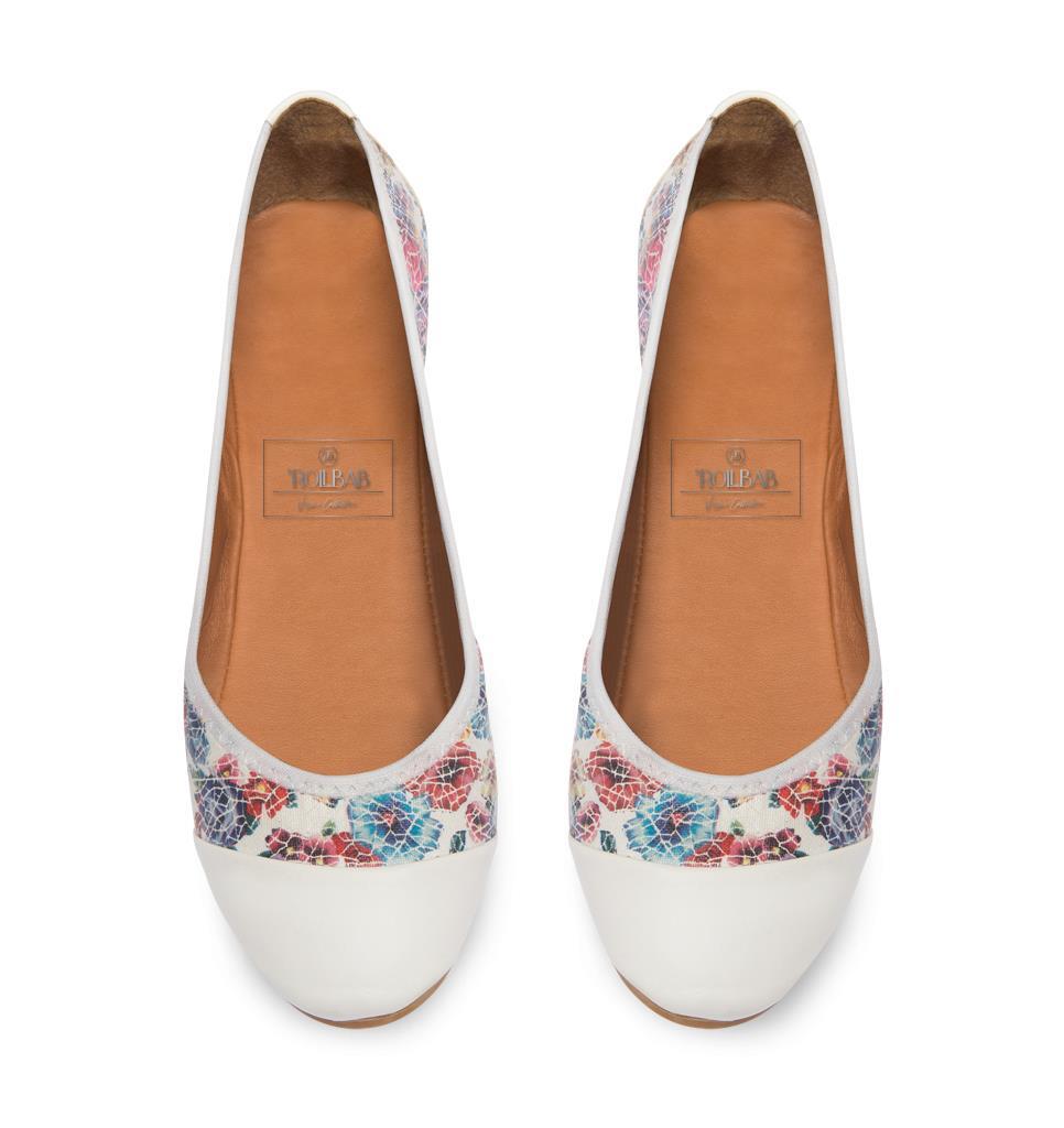 Rollbab White Flowered Pinup Kadın Babet ayakkabı