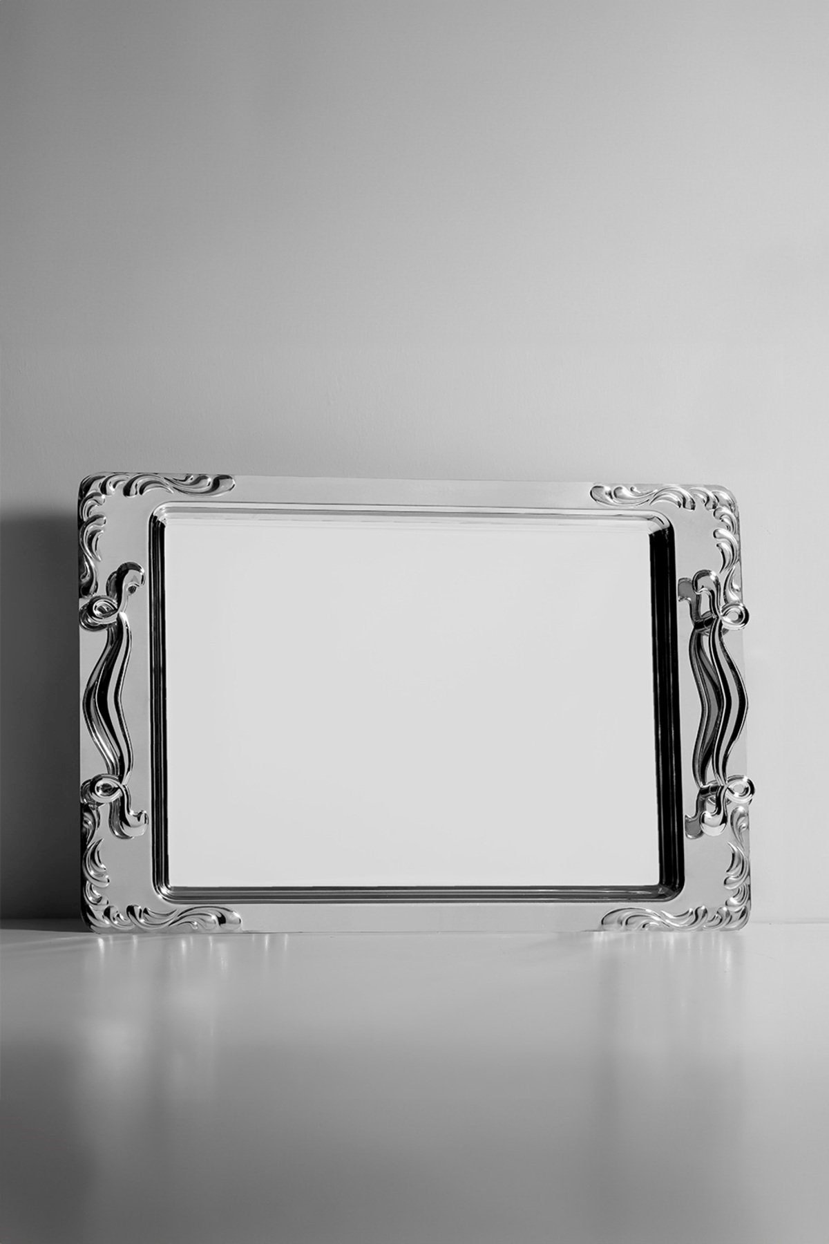Nehir Lalezar Sade Çelik Kahve Tepsi