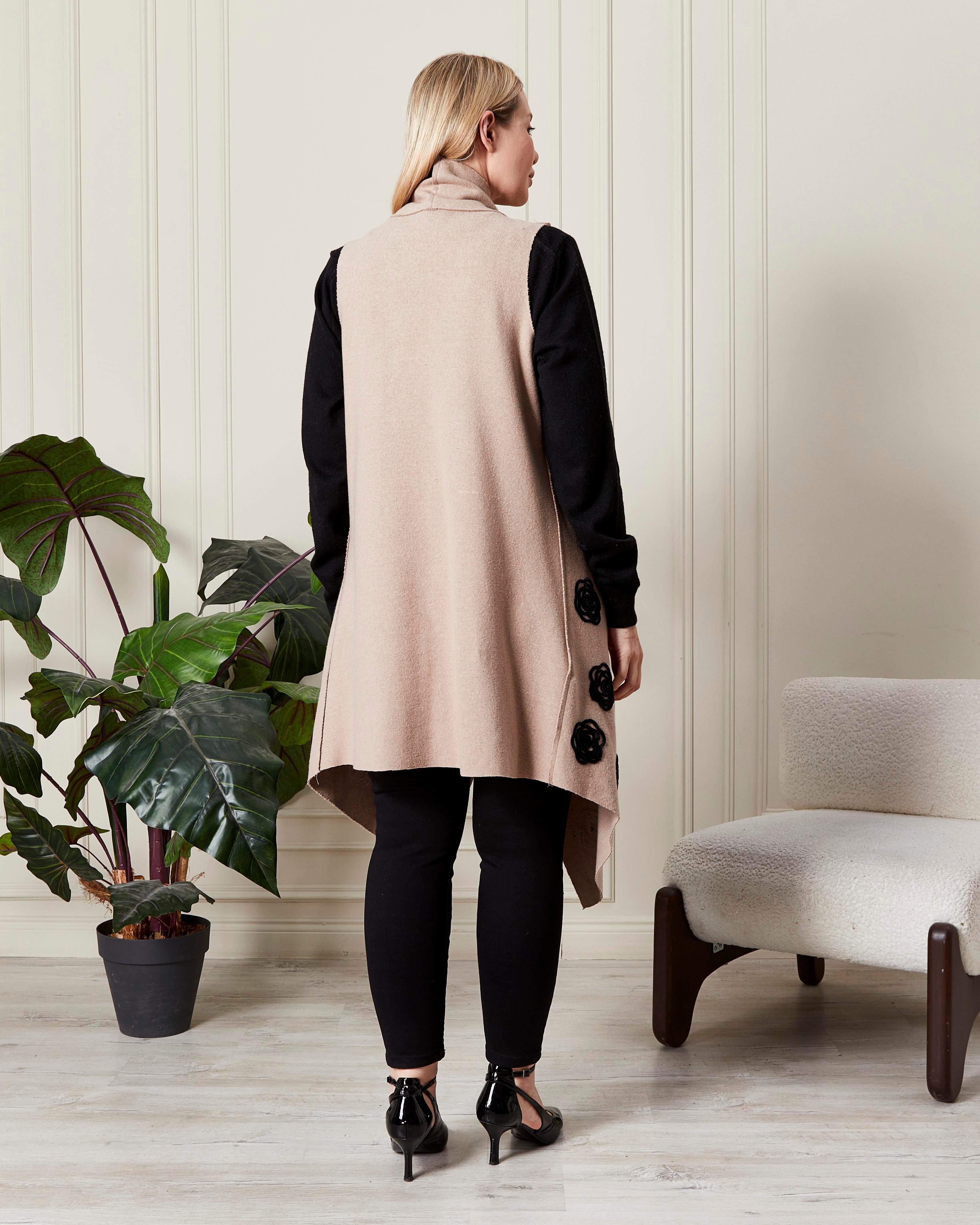 Nakış Detaylı Şal Yaka Uzun Yelek Krem