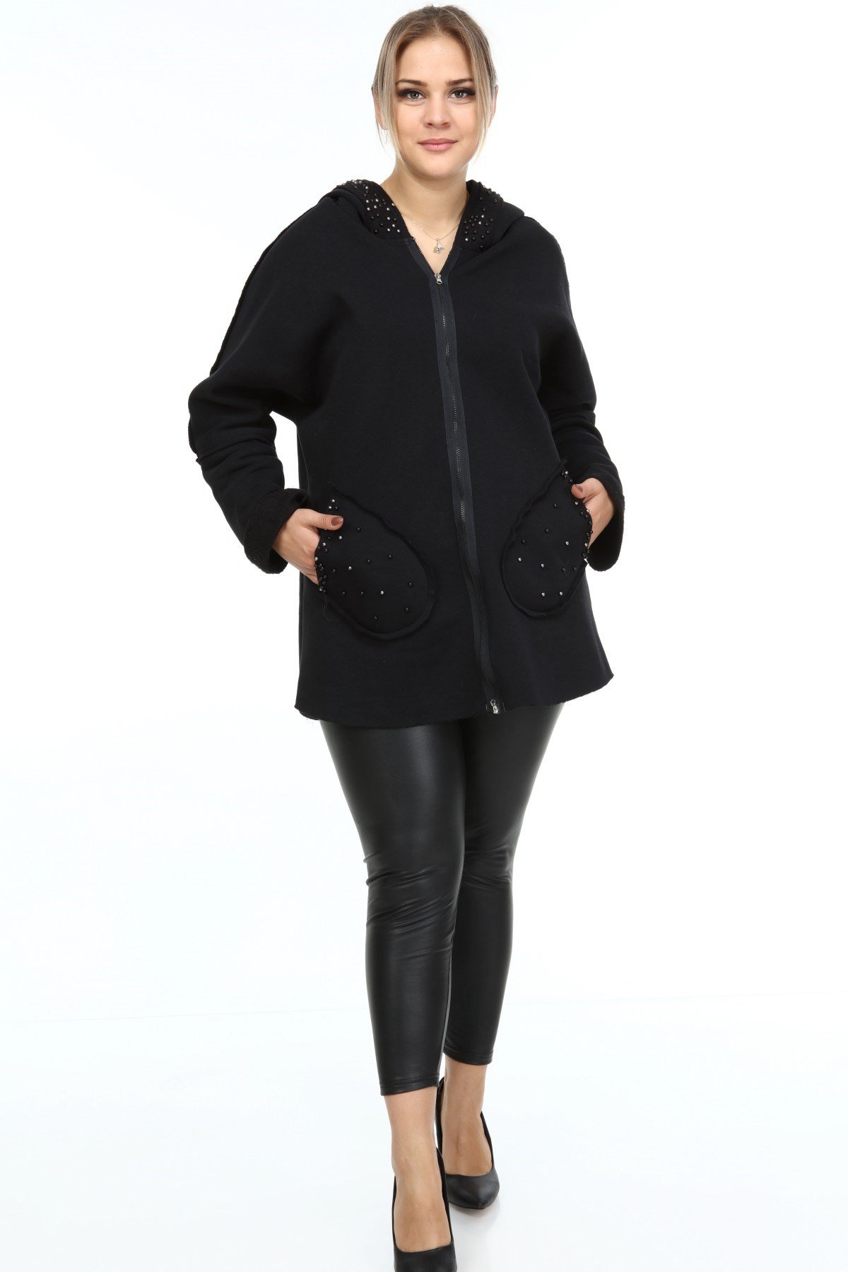 Zerotantik Boncuk Detay Üç İplik Büyük Beden Mont Siyah