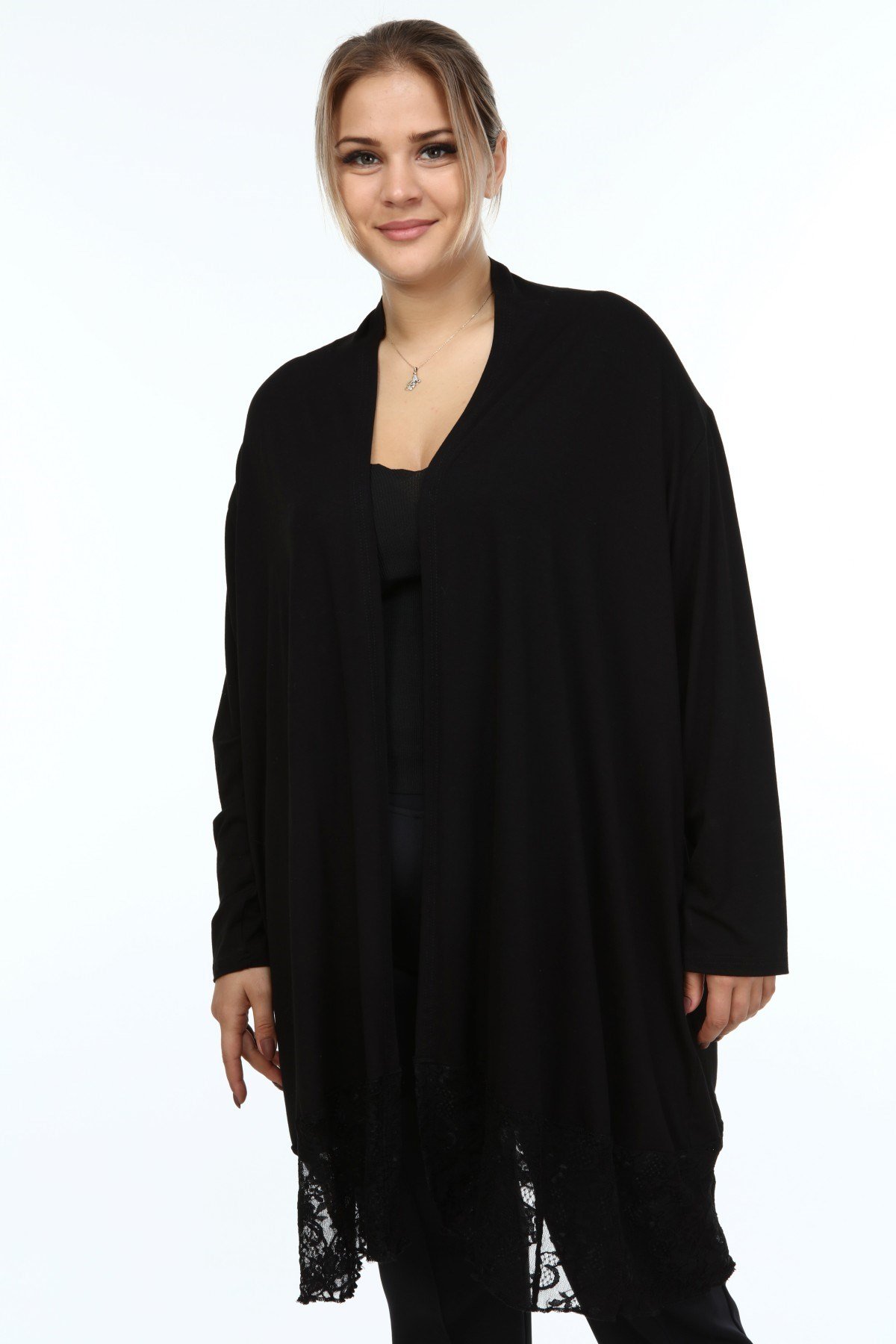 Zerotantik Eteği Dantelli Viskon Büyük Beden Hırka Siyah