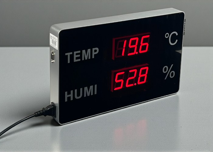 Huato NanoSense-18 Büyük LED Ekranlı Endüstriyel Sıcaklık ve Nem Ölçer Oda Termometreleribrand> zoofarm