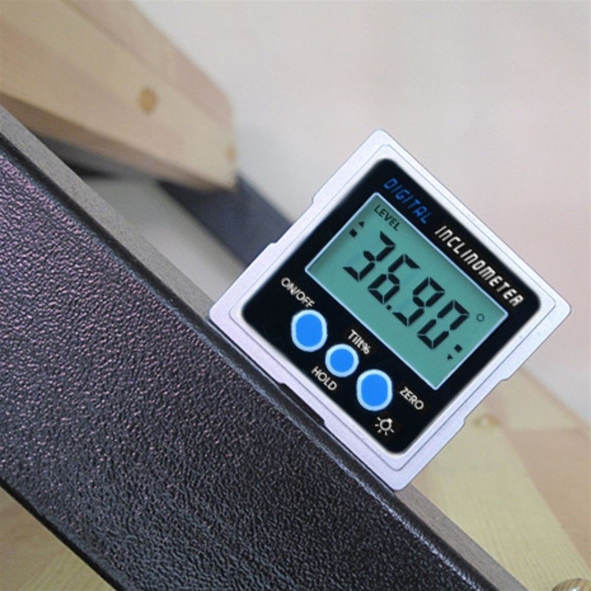 Loyka 5339-90 Mini-MAG Dijital Eğim Ölçer | zoofarm.com.trLoyka 5339-90 Mini-MAG Dijital Eğim Ölçer TÜM ÖLÇÜM CİHAZLARILOYKA zoofarm