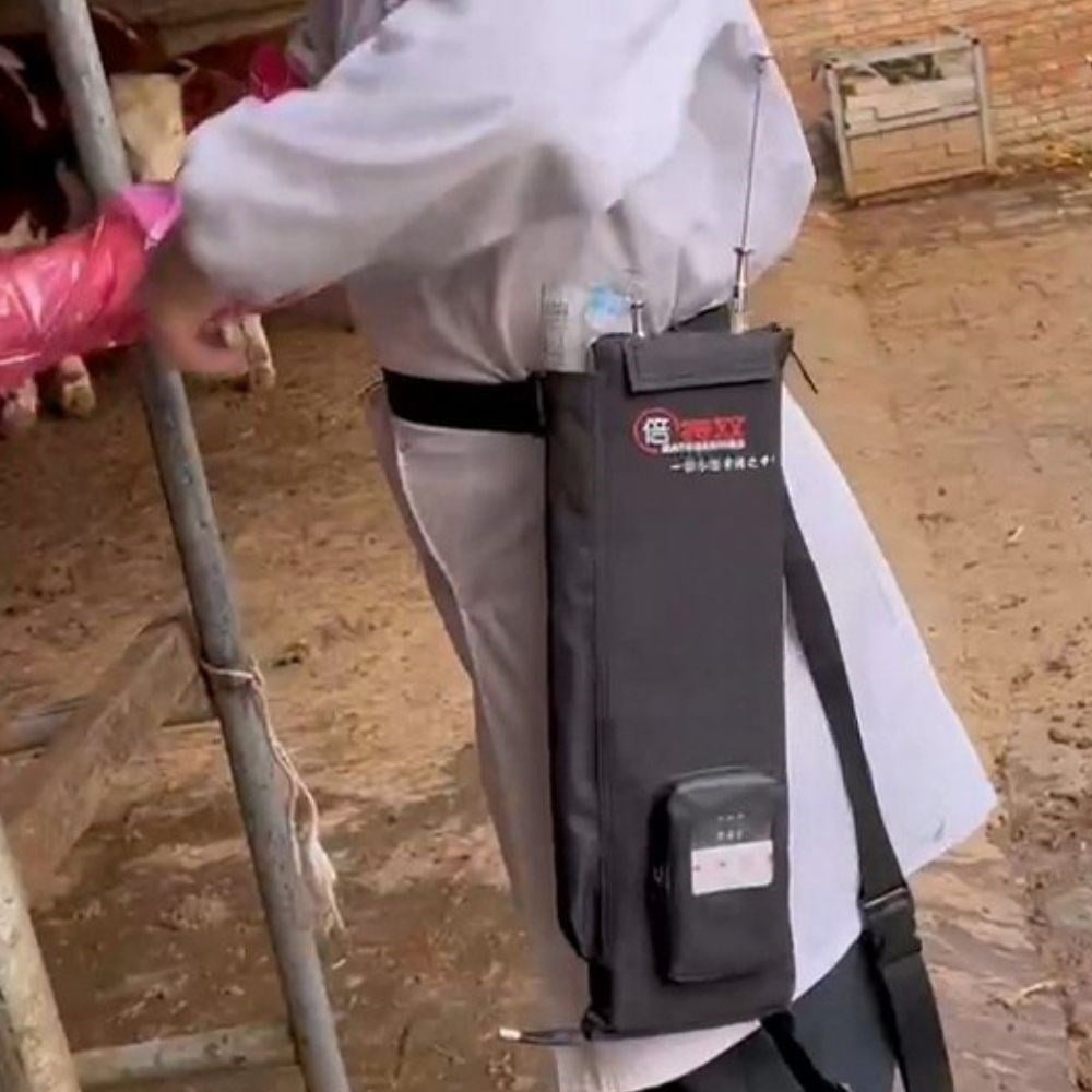 Suni Tohumlama Termal Çantası | Sabit Sıcaklıklı Veteriner Bel ÇantasıVeteriner Suni Tohumlama Termal Çantası | Sabit Sıcaklıklı Taşıma Çantası ARTIFICIAL INSEMINATION EQUIPMENTZOOFARM zoofarm
