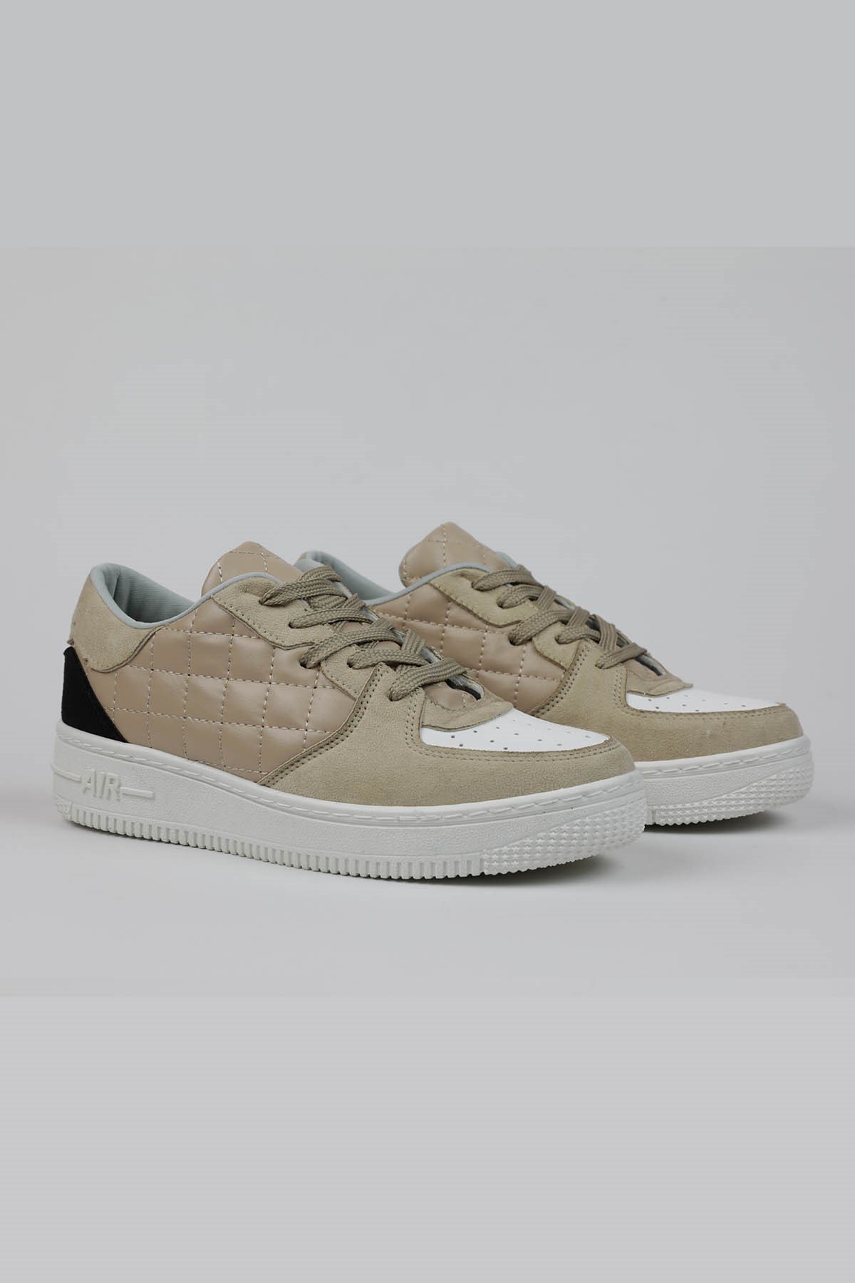 Unisex Gwenliza Air BT Kapitone Be Beyaz Süet Bağlı Spor Ayakkabı