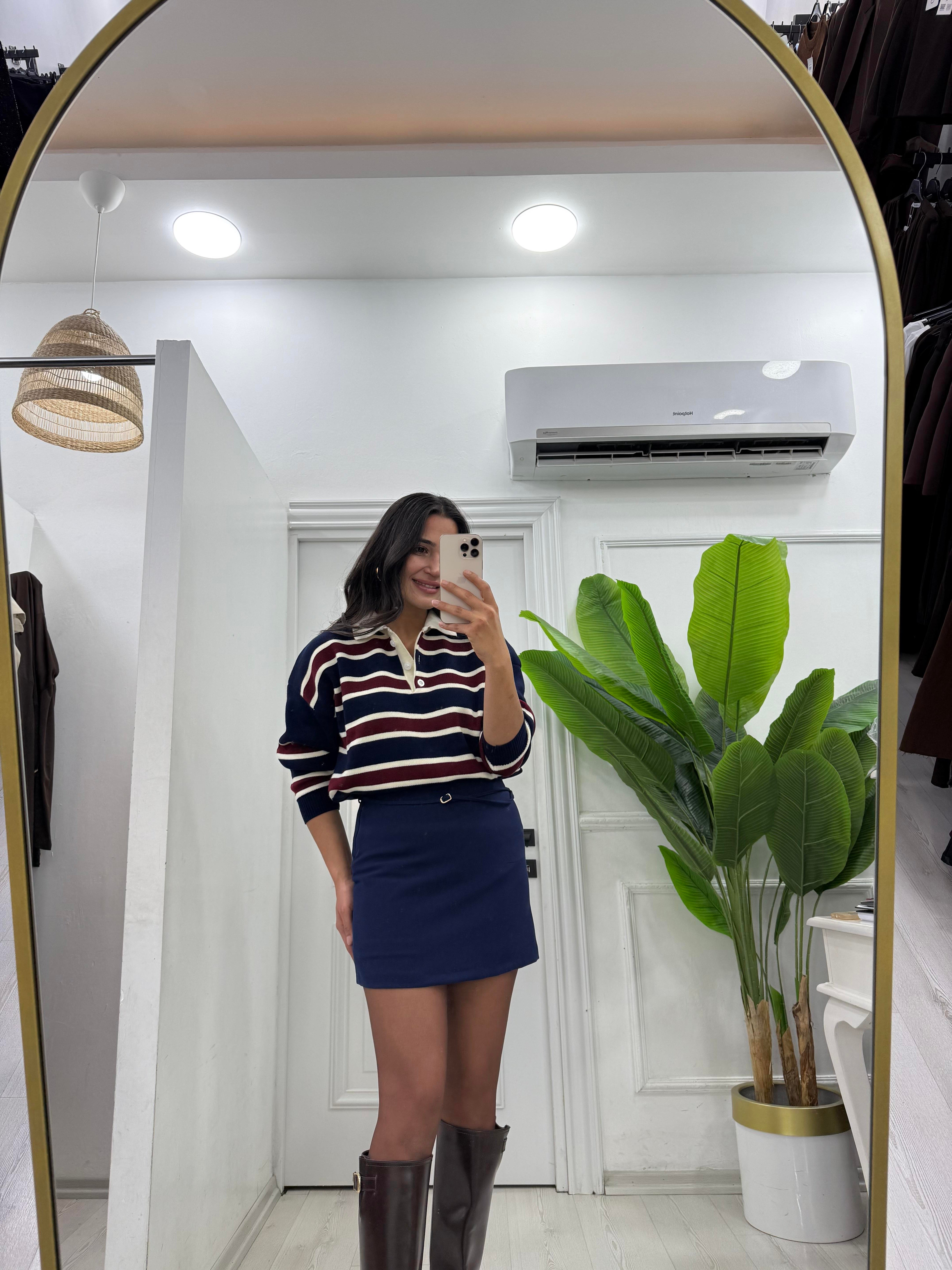 Laciver Kem.Det. Şort Etek 
