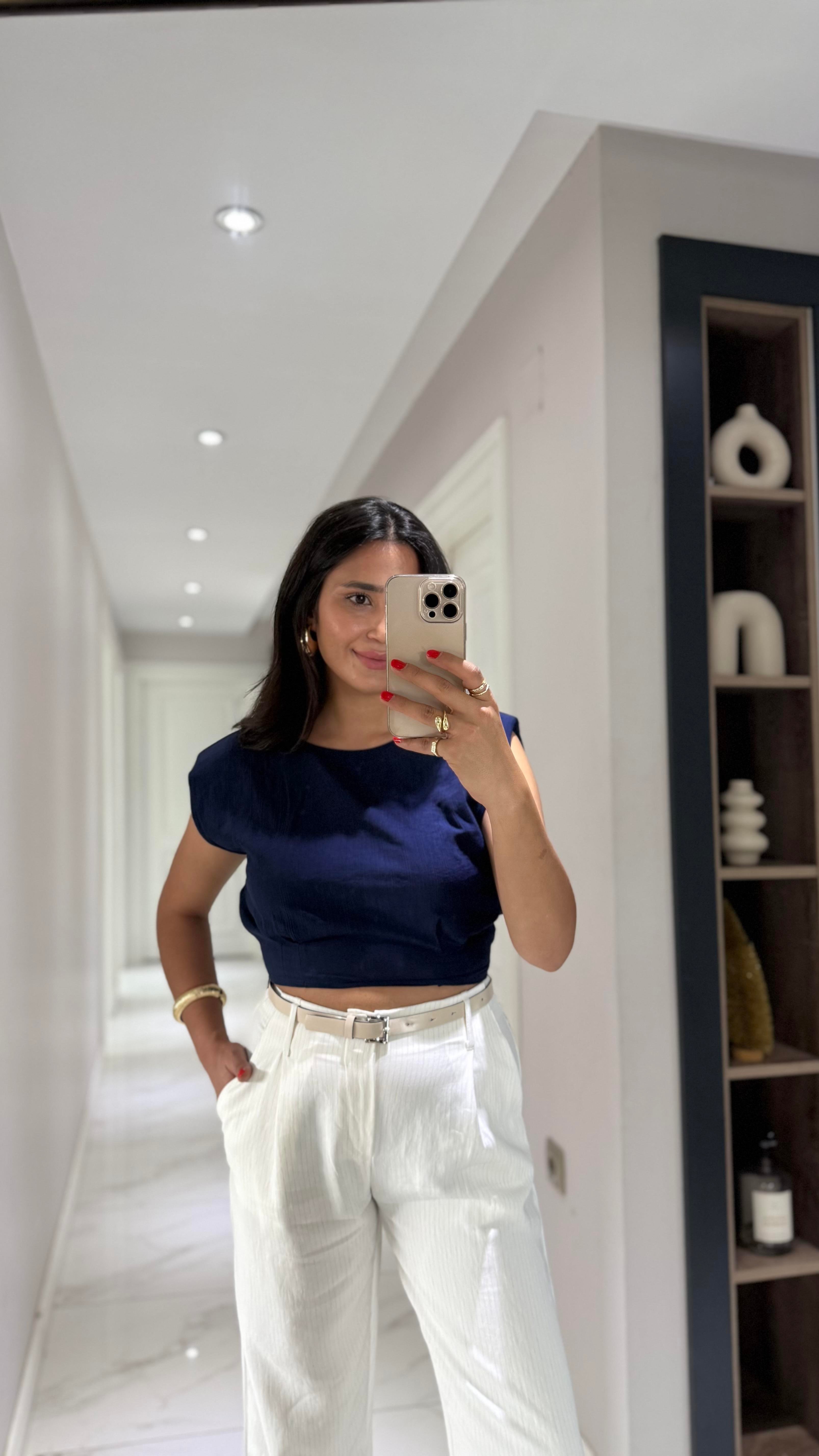 LACİVERT VATKALI MİNİ BLUZ