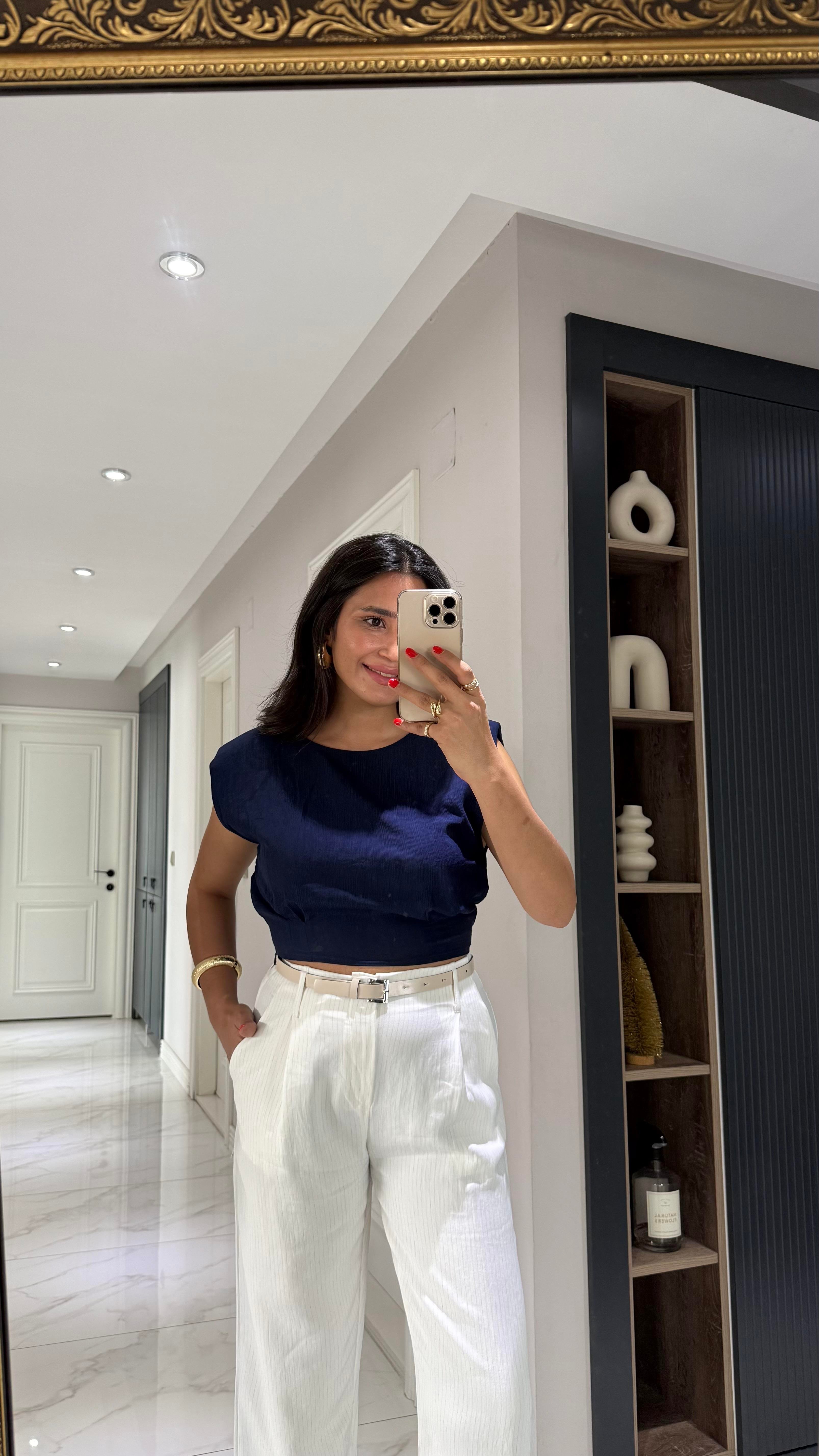 LACİVERT VATKALI MİNİ BLUZ
