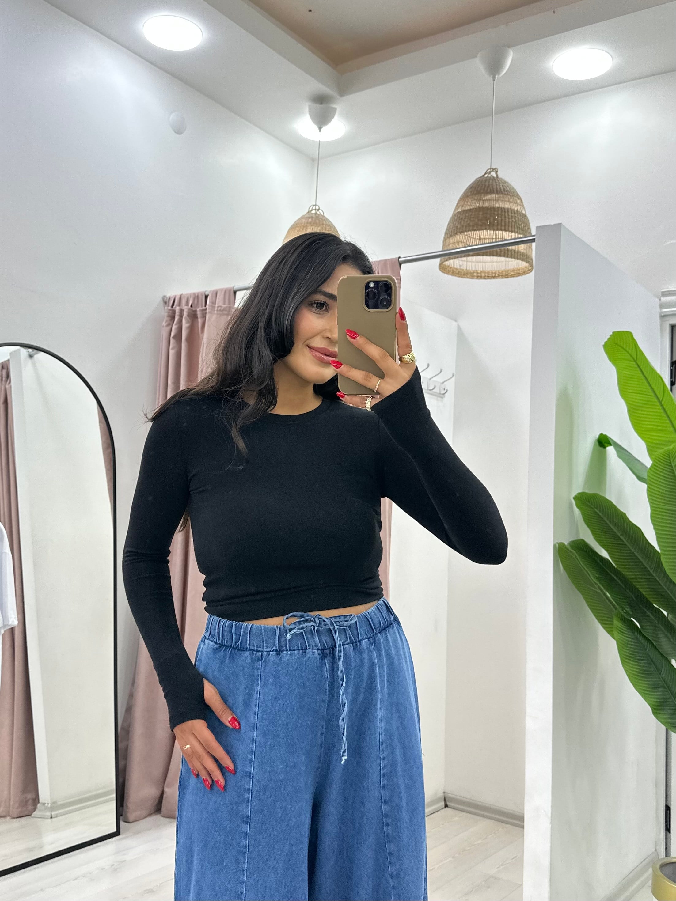 Parmak Geçmeli Body Siyah