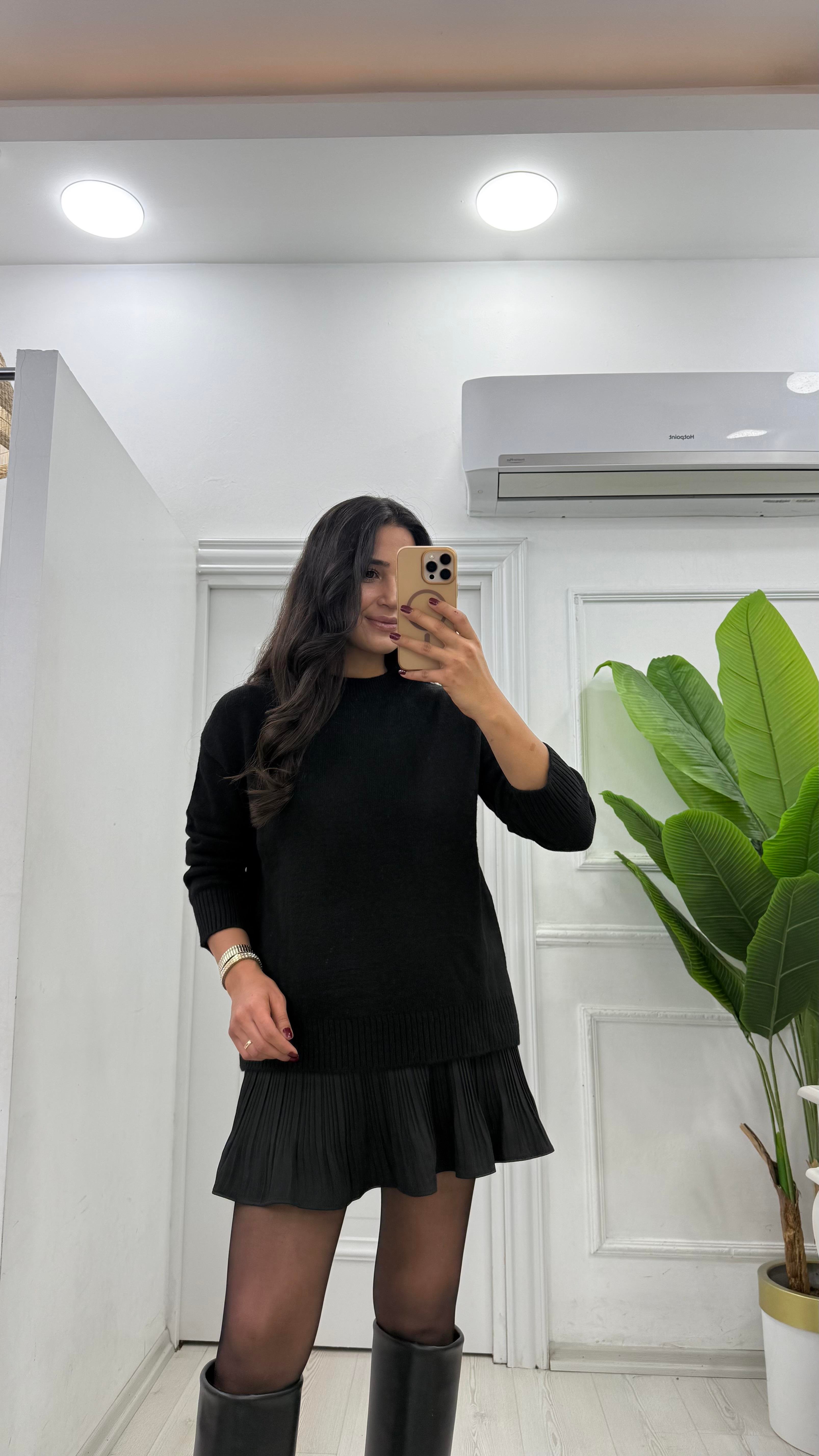 Siyah Basıc Kazak 