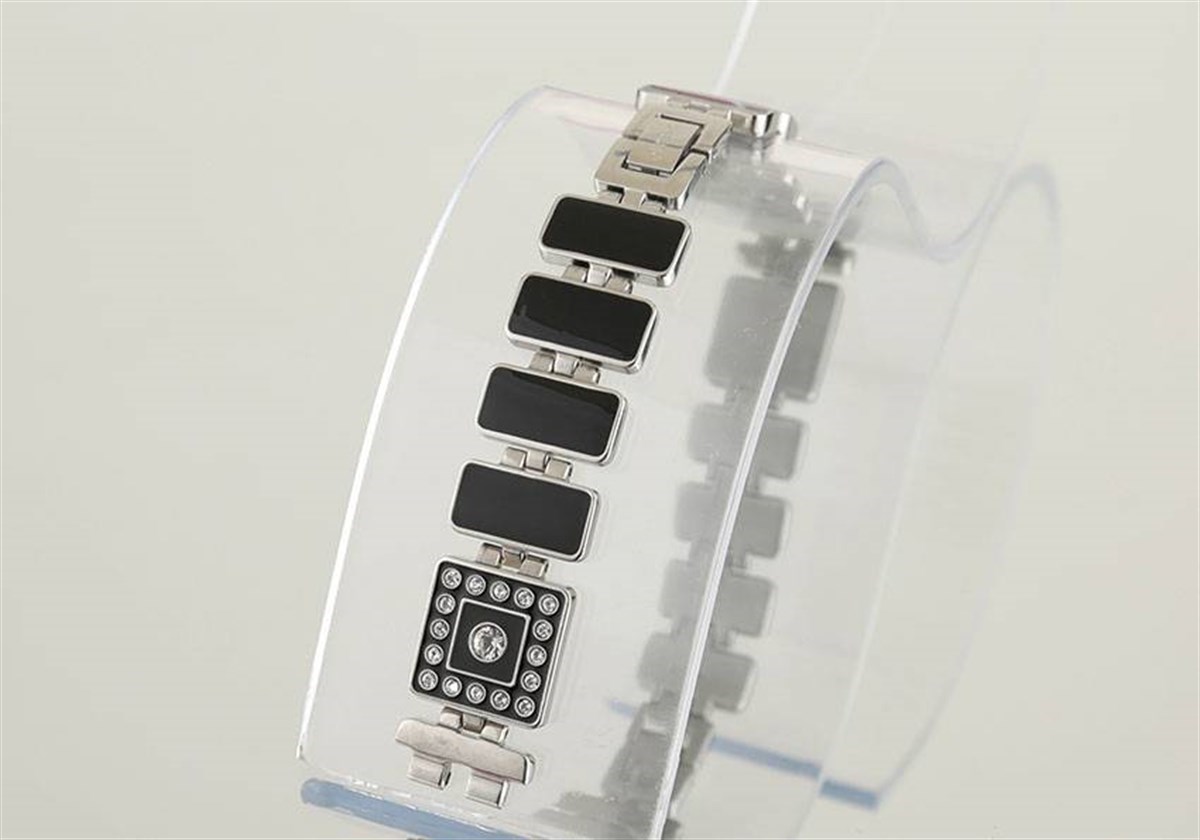 SWATCH SUBB117G Chic Is In Saat Kordonu