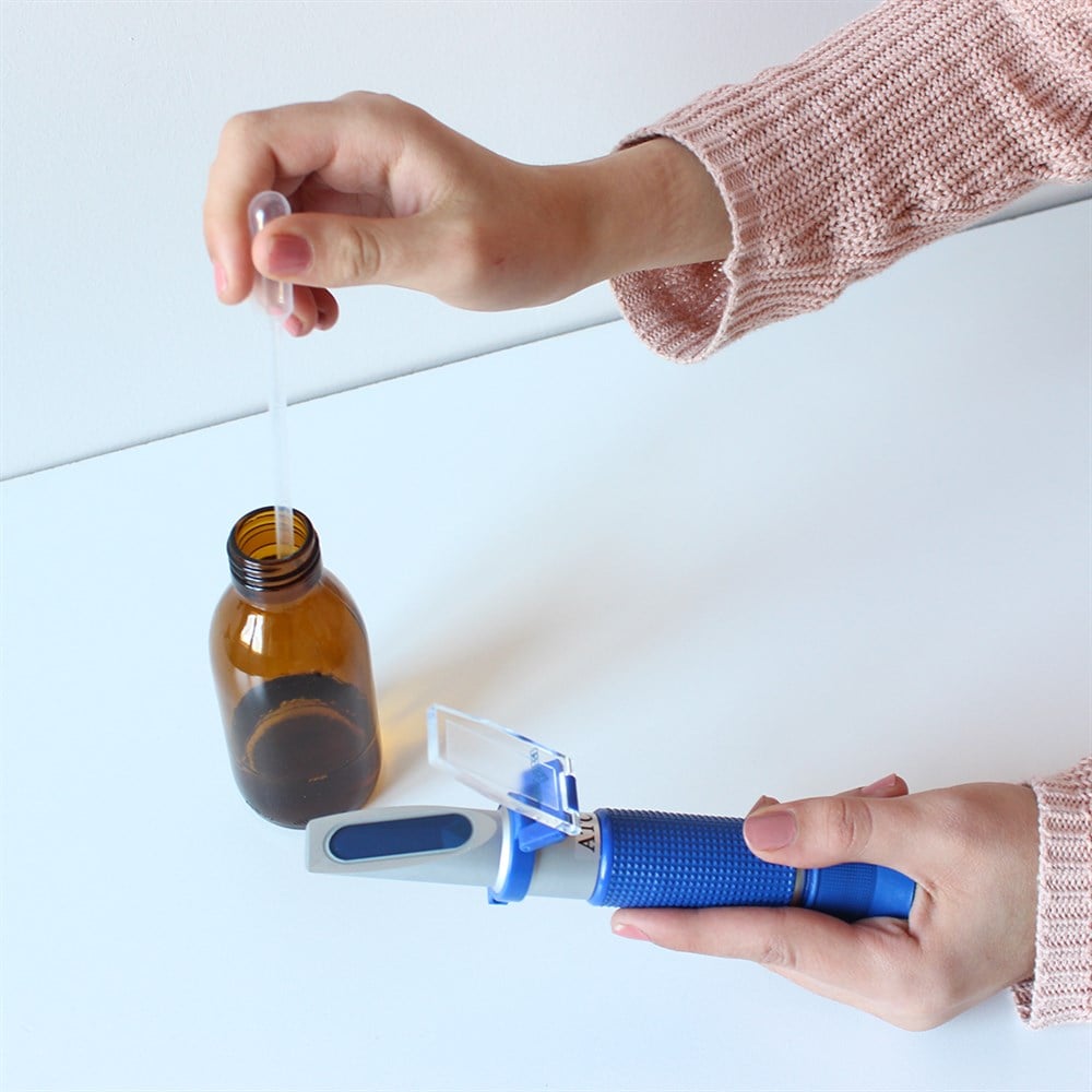 Laboratuvar EkipmanlarıGREİNORMMANDIRA-T0279REFRAKTOMETRE 0-32