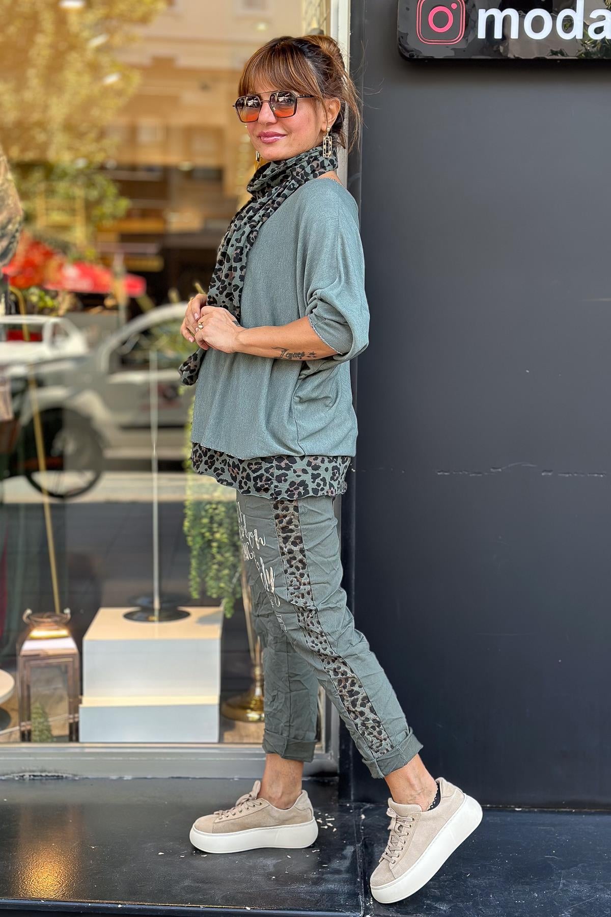 Astarı Leopar Desenli Şallı Triko Haki RenkBLUZ