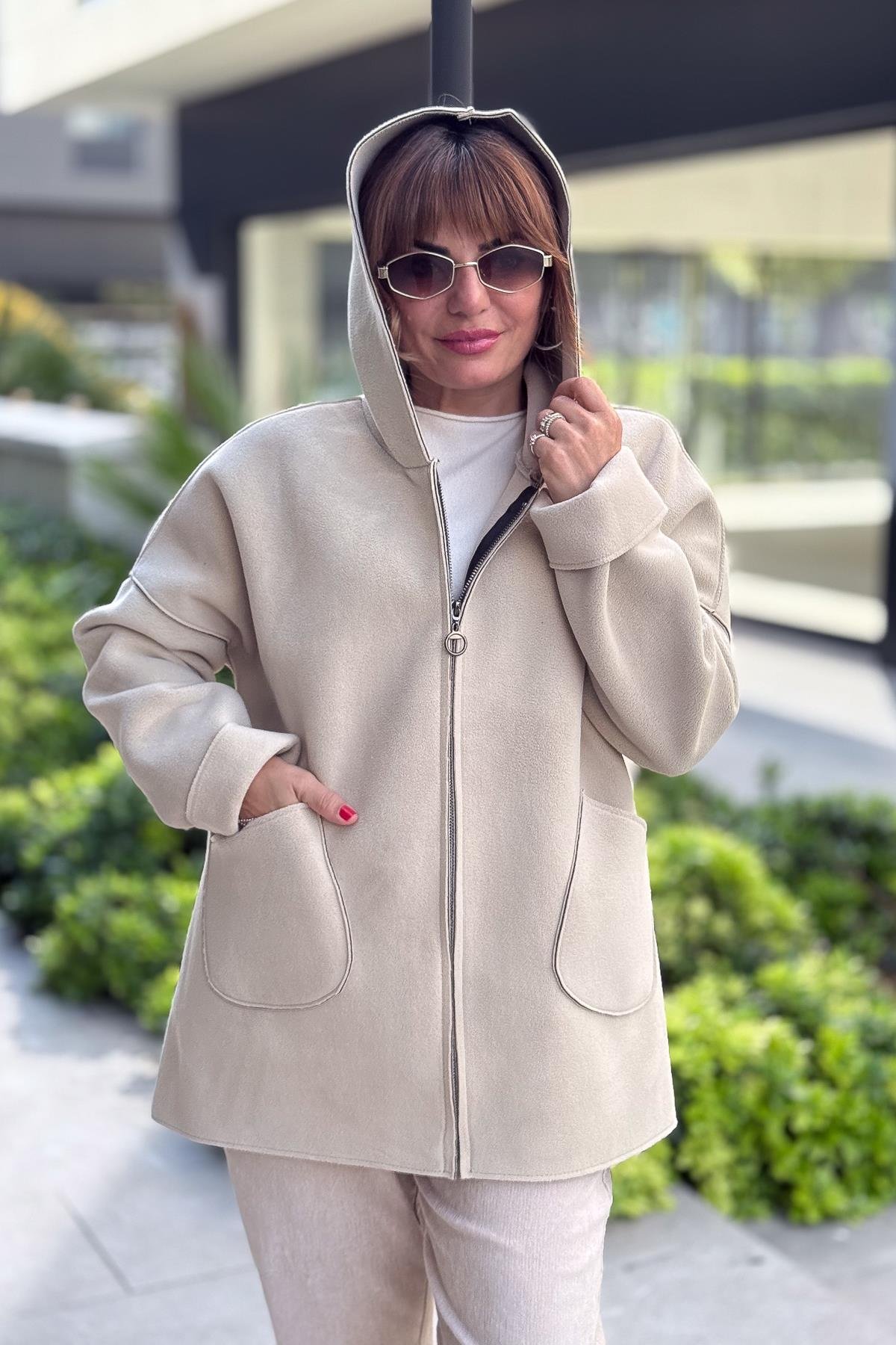 Basic Kısa Polar Kaban Krem RenkCEKET