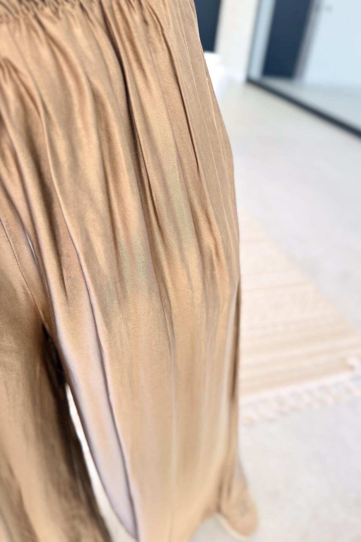 Bol Paça Saten Pantolon Camel RenkPANTOLON