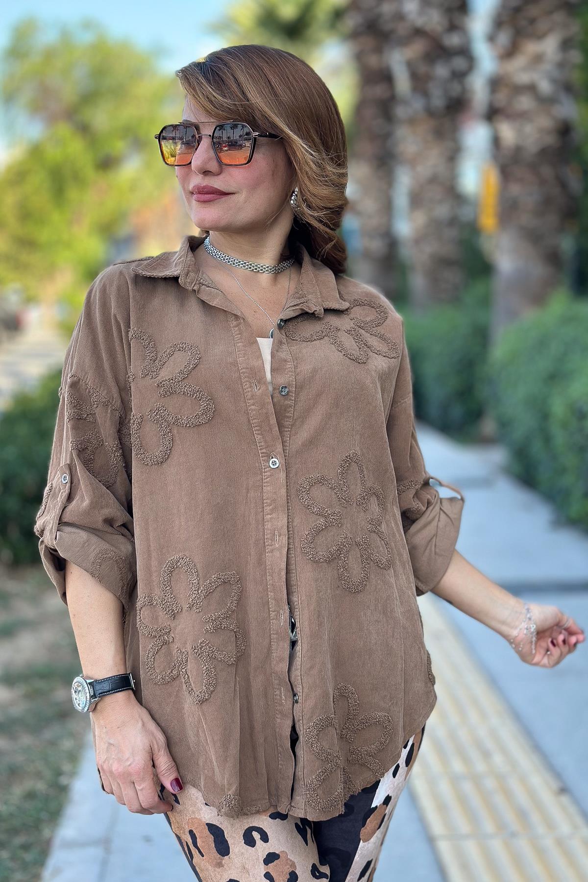 Çiçek Kabartmalı Kadife Gömlek Camel RenkGÖMLEK