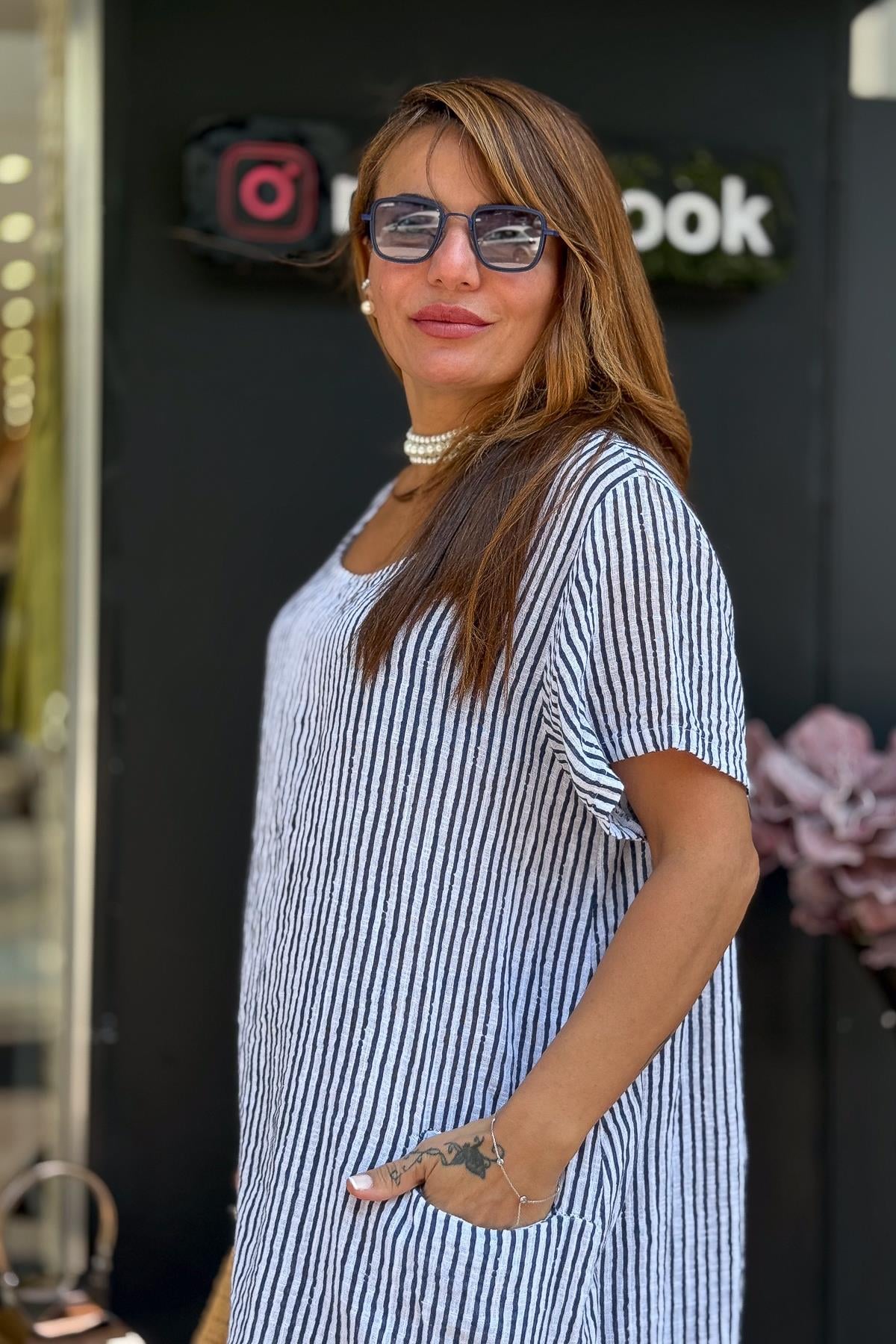 Dikine Çizgili Yarım Kol Pamuklu Elbise Beyaz RenkELBİSE