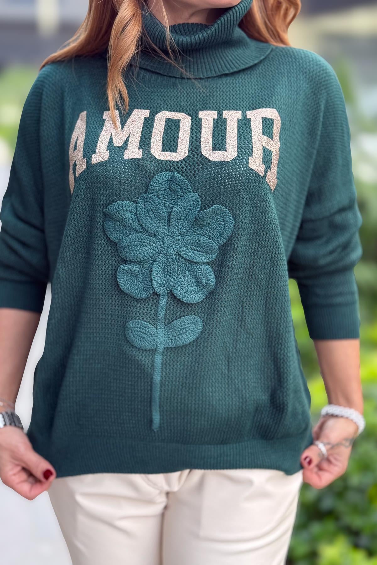 Gold Amour Yazılı Gül Kabartmalı Degaje Yaka Triko Nefti Yeşil RenkBLUZ