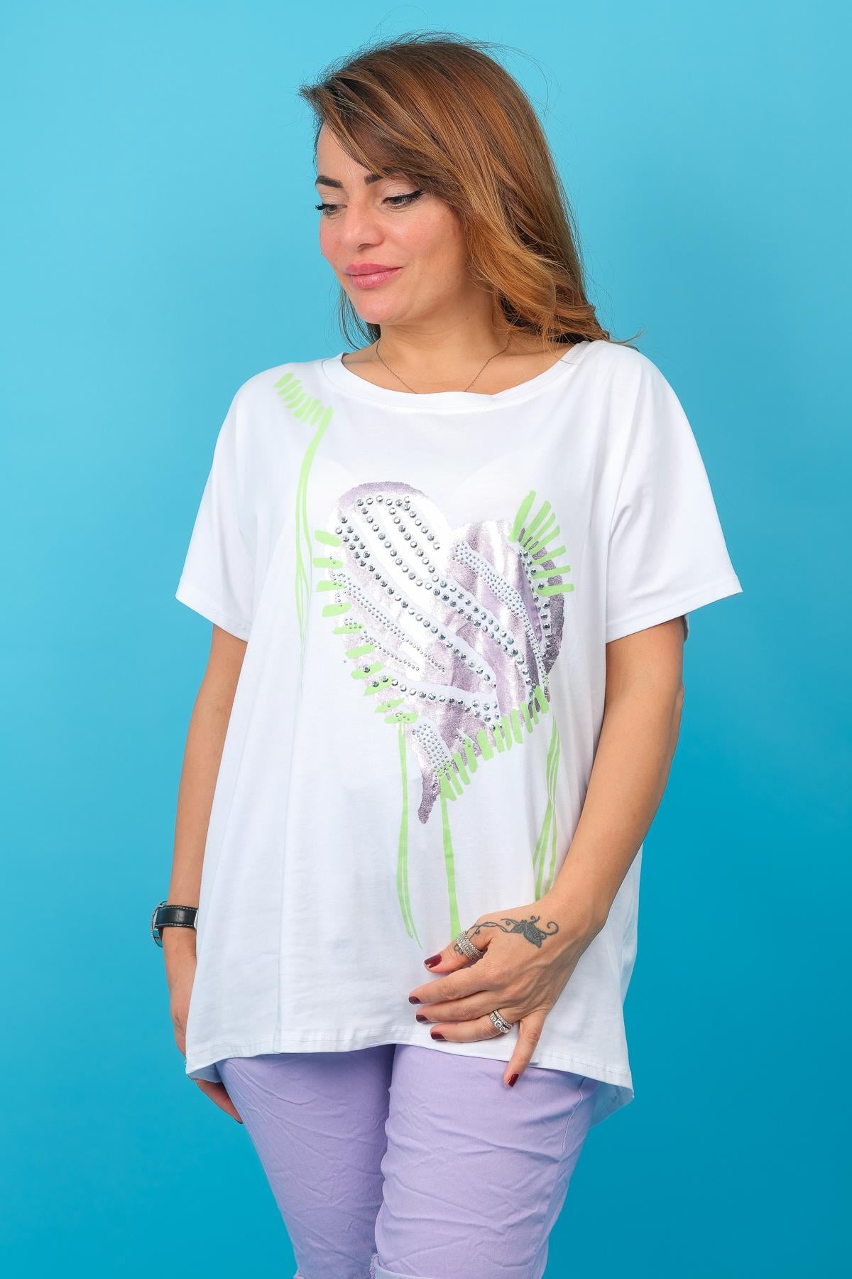 Kalp Desenli İthal Tshirt Beyaz RenkBLUZ