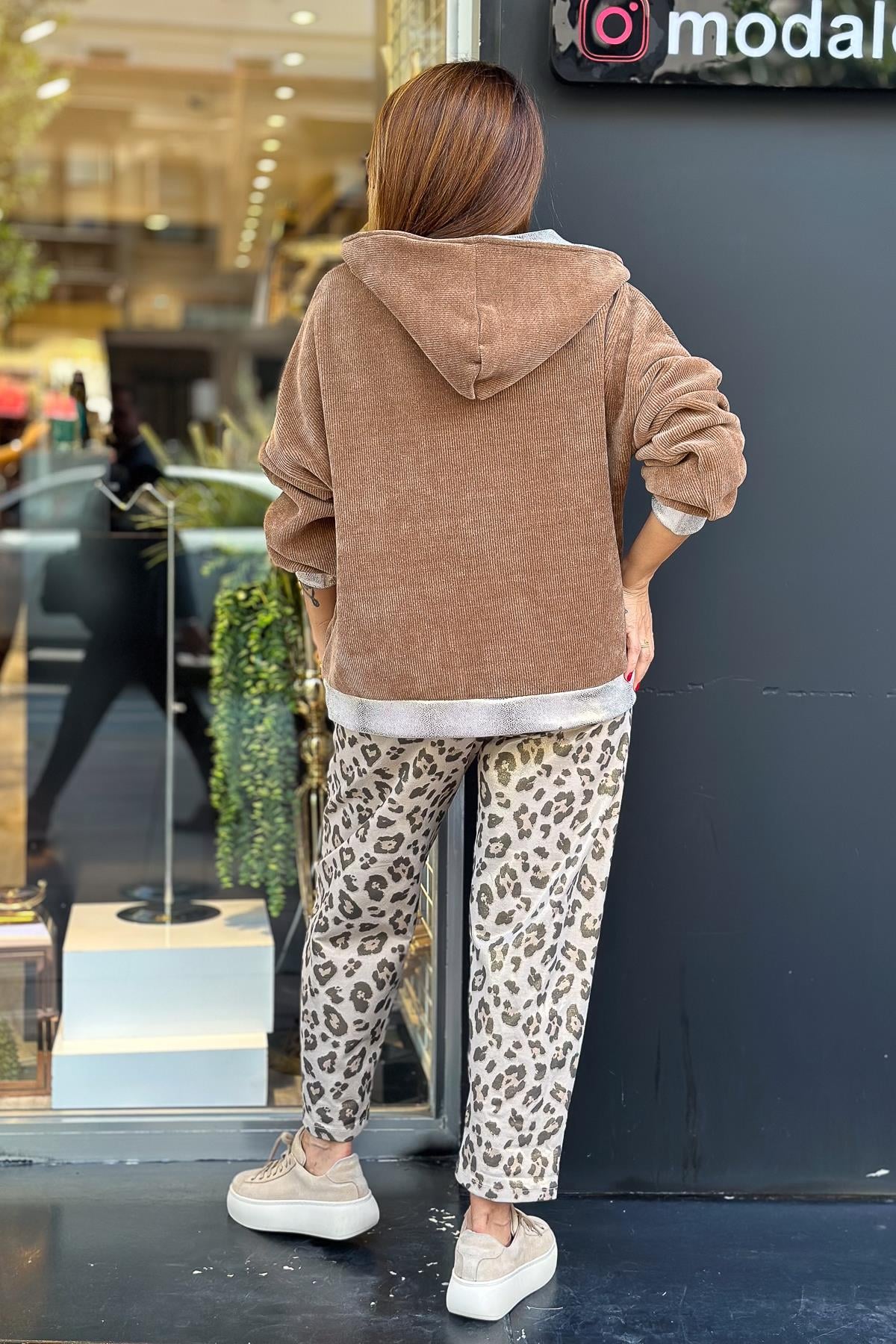 Kalp Taşlı Fitlli Kadife Ceket Camel RenkCEKET