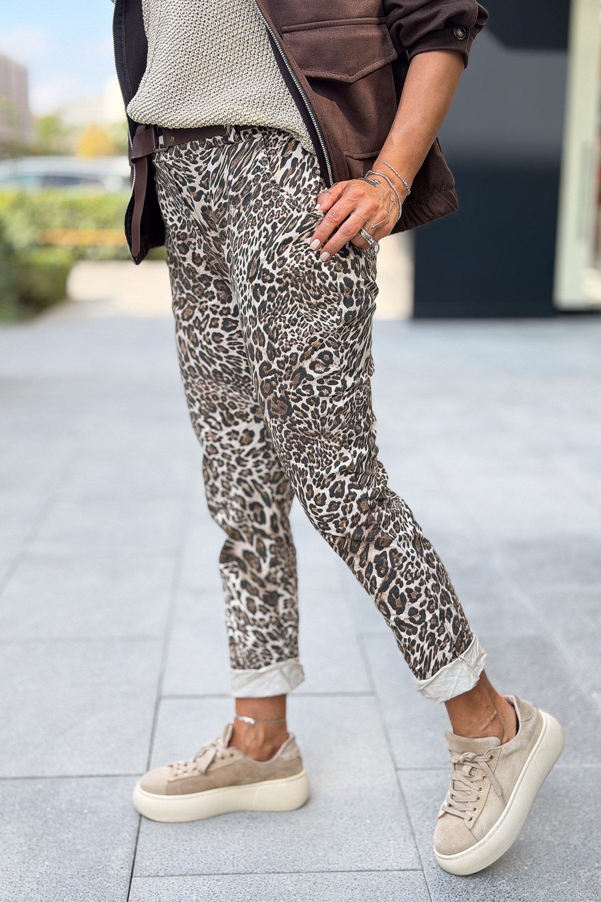 Leopar Desen Kemerli Likralı Pantolon Bej RenkPANTOLON