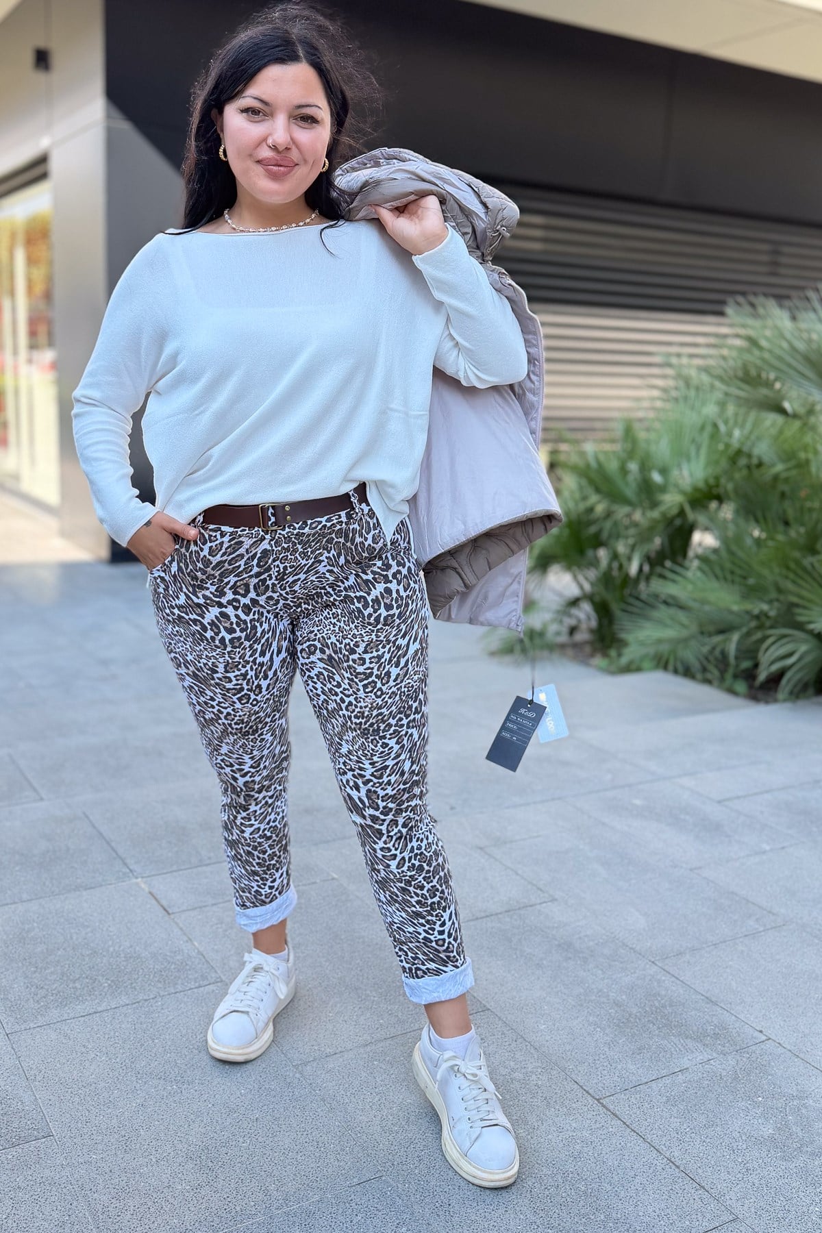 Leopar Desen Kemerli Likralı Pantolon Beyaz RenkPANTOLON