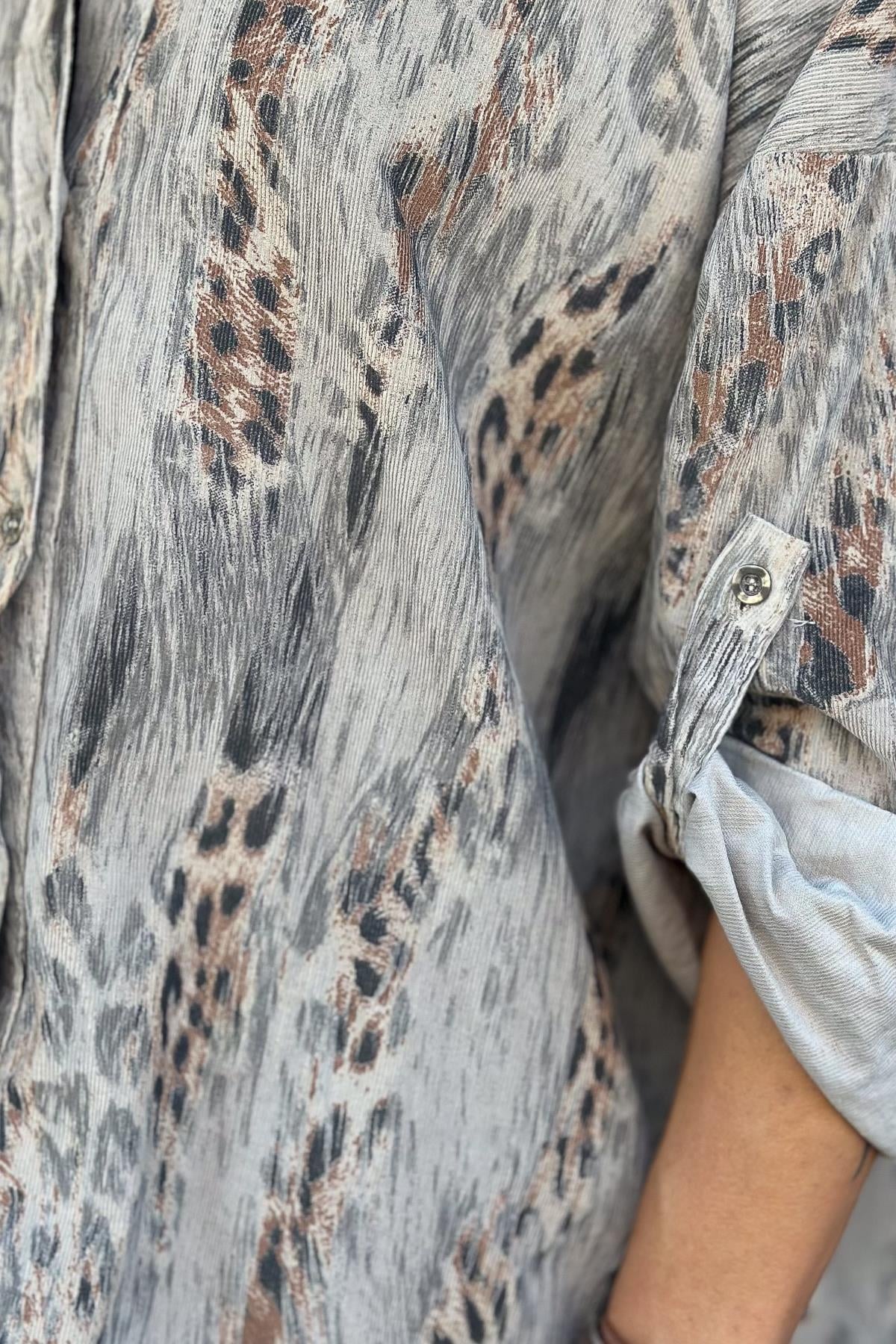 Leopar Desenli Kadife Gömlek Bej RenkGÖMLEK