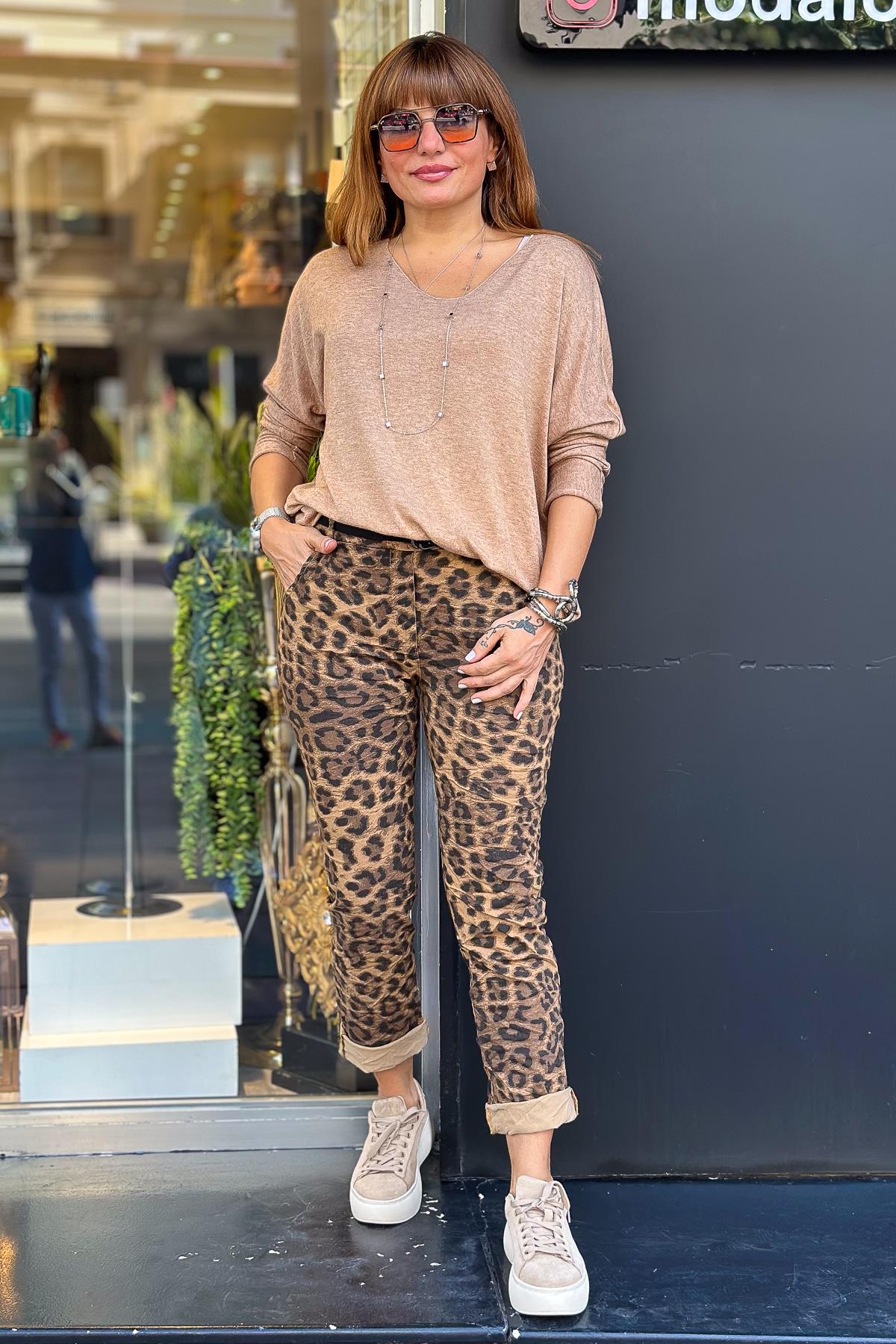 Leopar Desenli Kemerli Likralı Pantolon Camel RenkPANTOLON