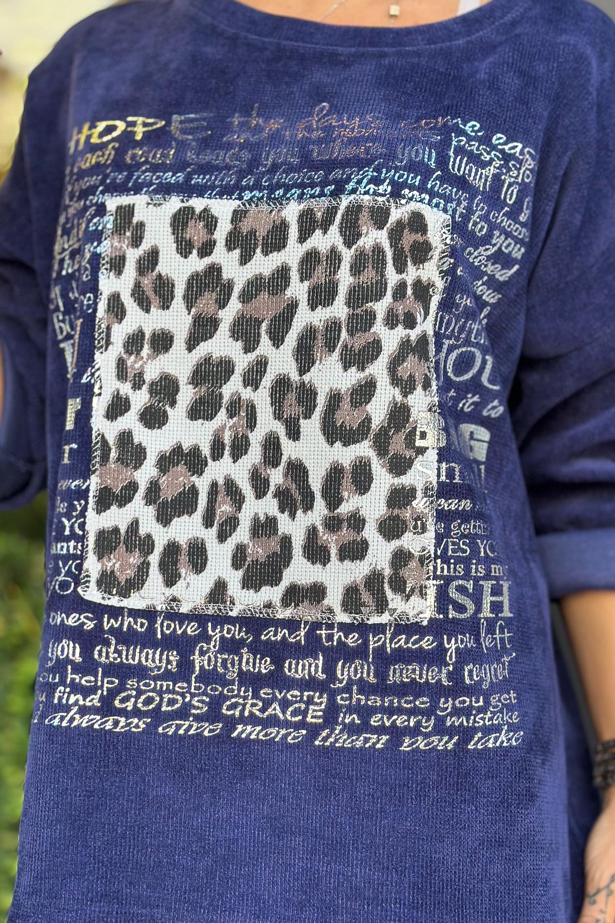 Leopar Desenli Yuvarlak Yaka Kadife Sweet Lacivert RenkBLUZ
