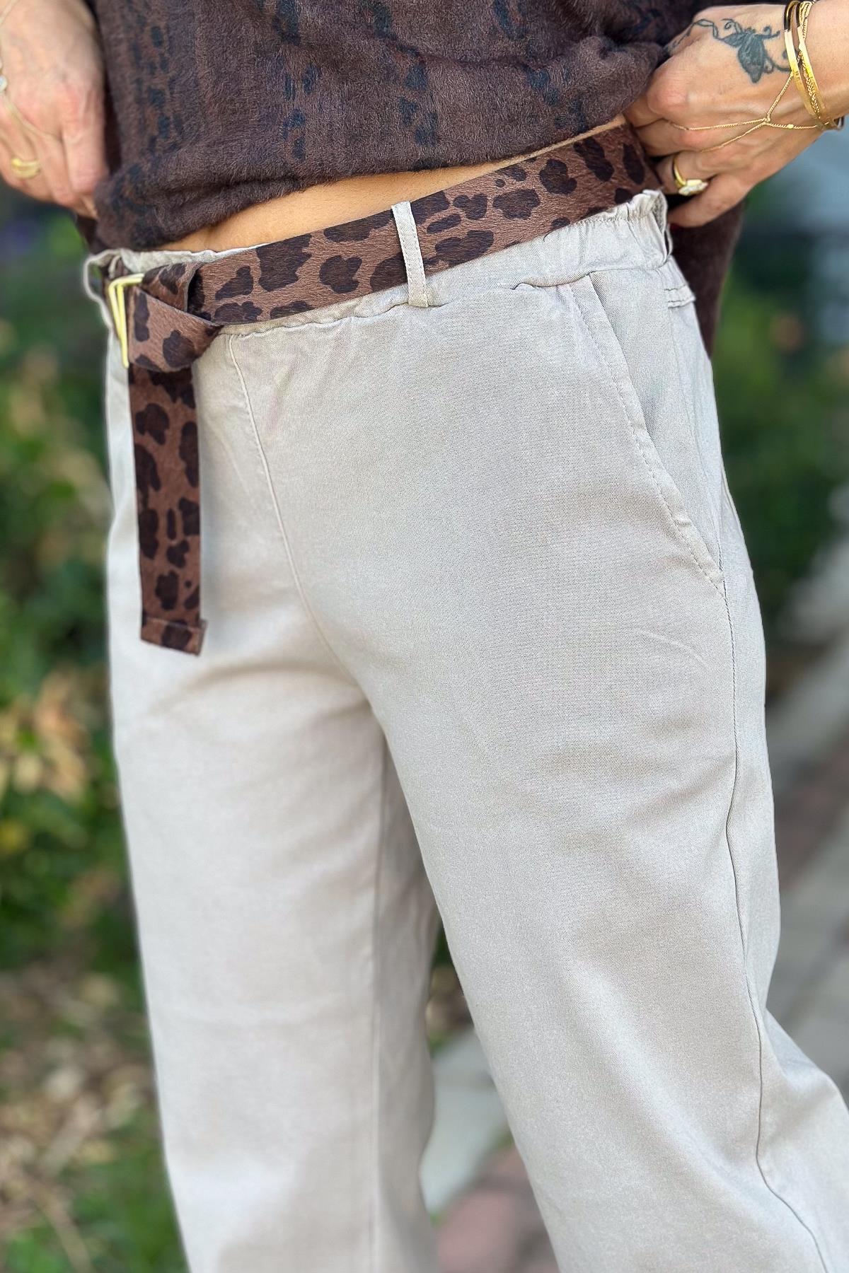 Leopar Kemerli Basic Likralı Pantolon Bej RenkPANTOLON