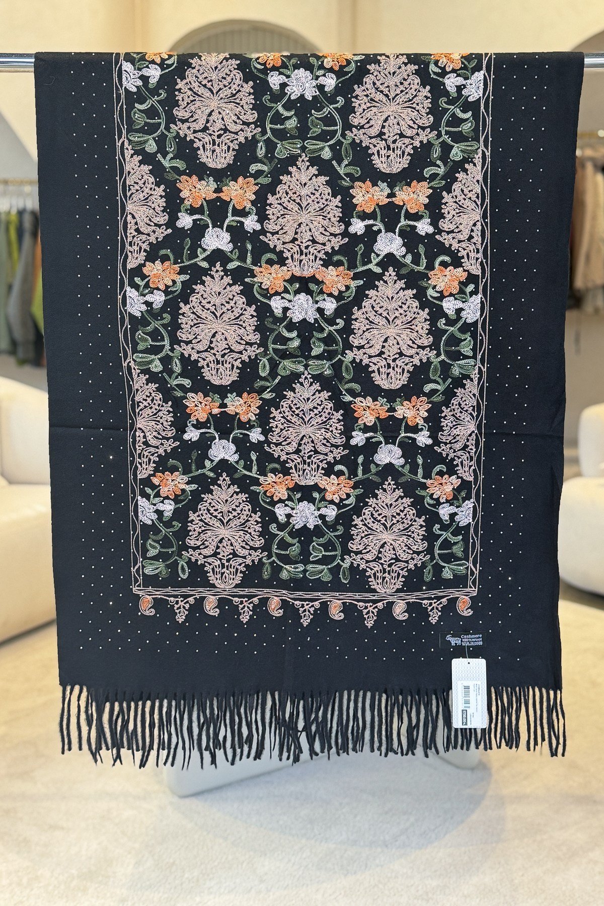 Motif Desen Nakış İşlemeli Taş Baskılı Kaşmir Şal Siyah RenkŞAL & FULAR