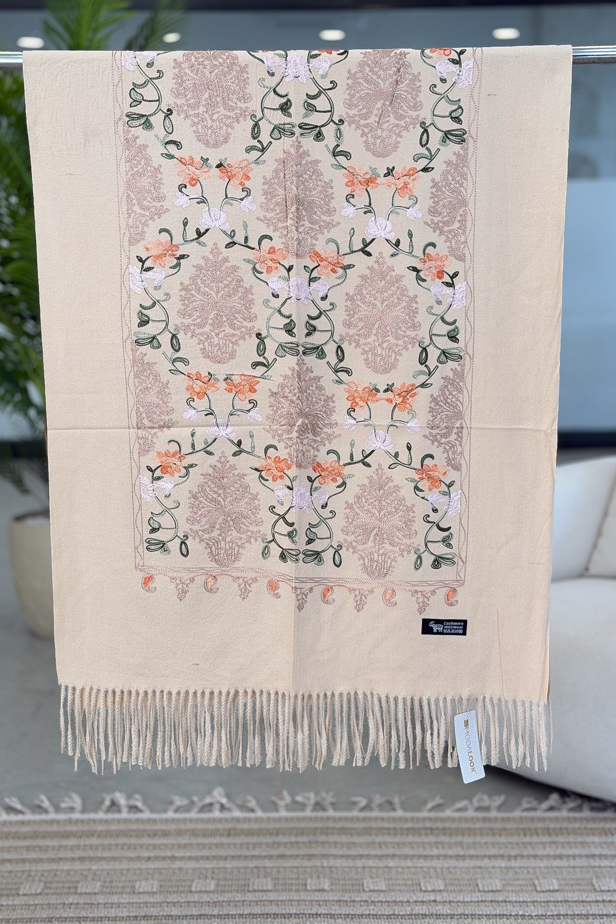 Motif Nakış İşlemeli Kaşmir Şal Bej RenkŞAL & FULAR