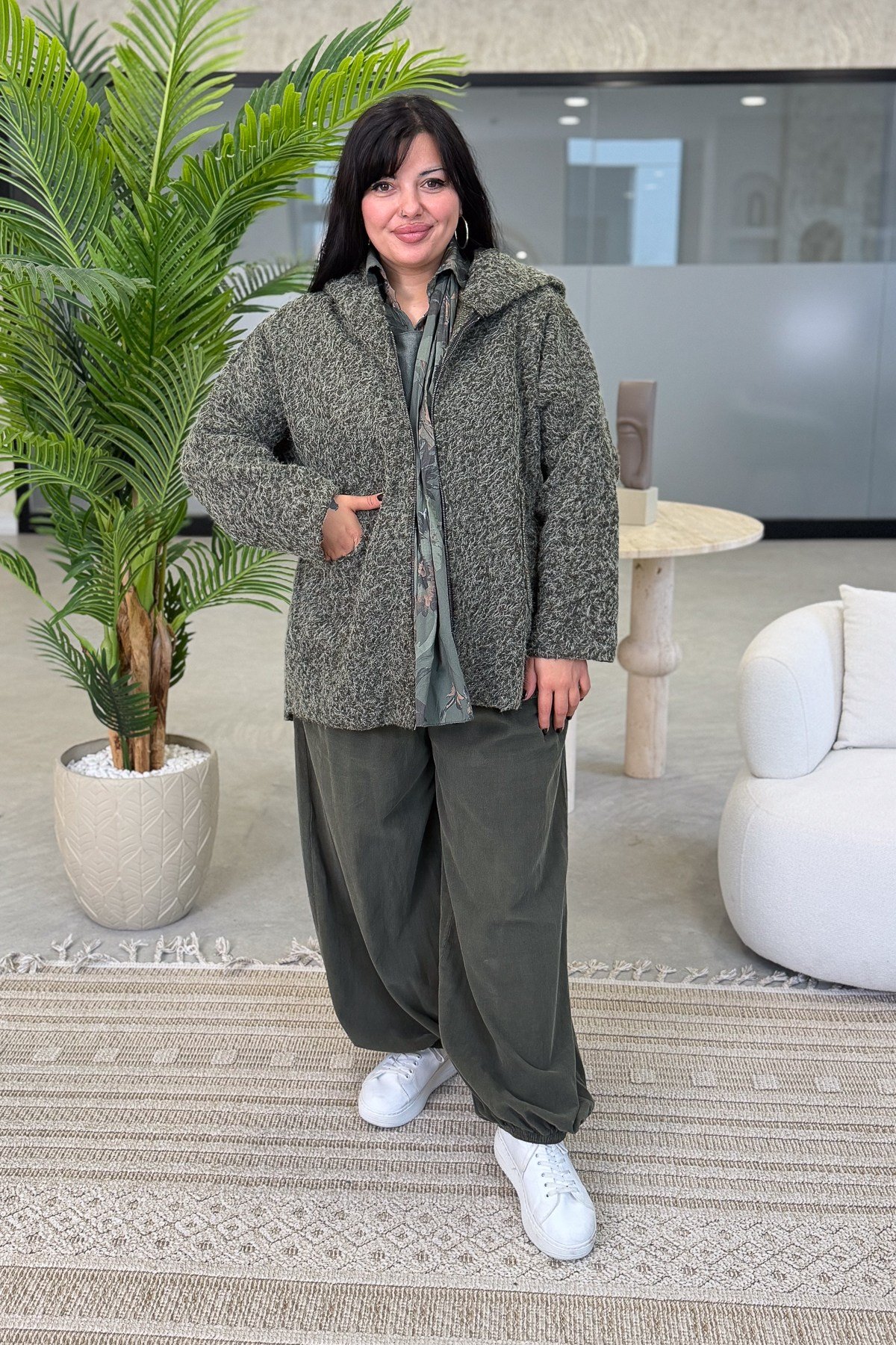 Oversize Kalıp Keçe Kaban Haki RenkMONT & KABAN