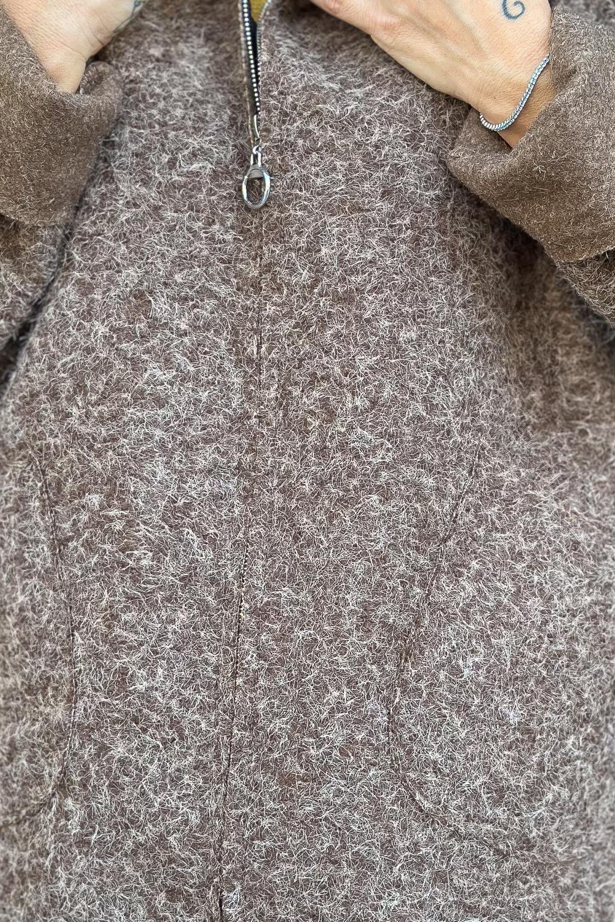 Oversize Keçe Kaban Kahverengi RenkMONT & KABAN