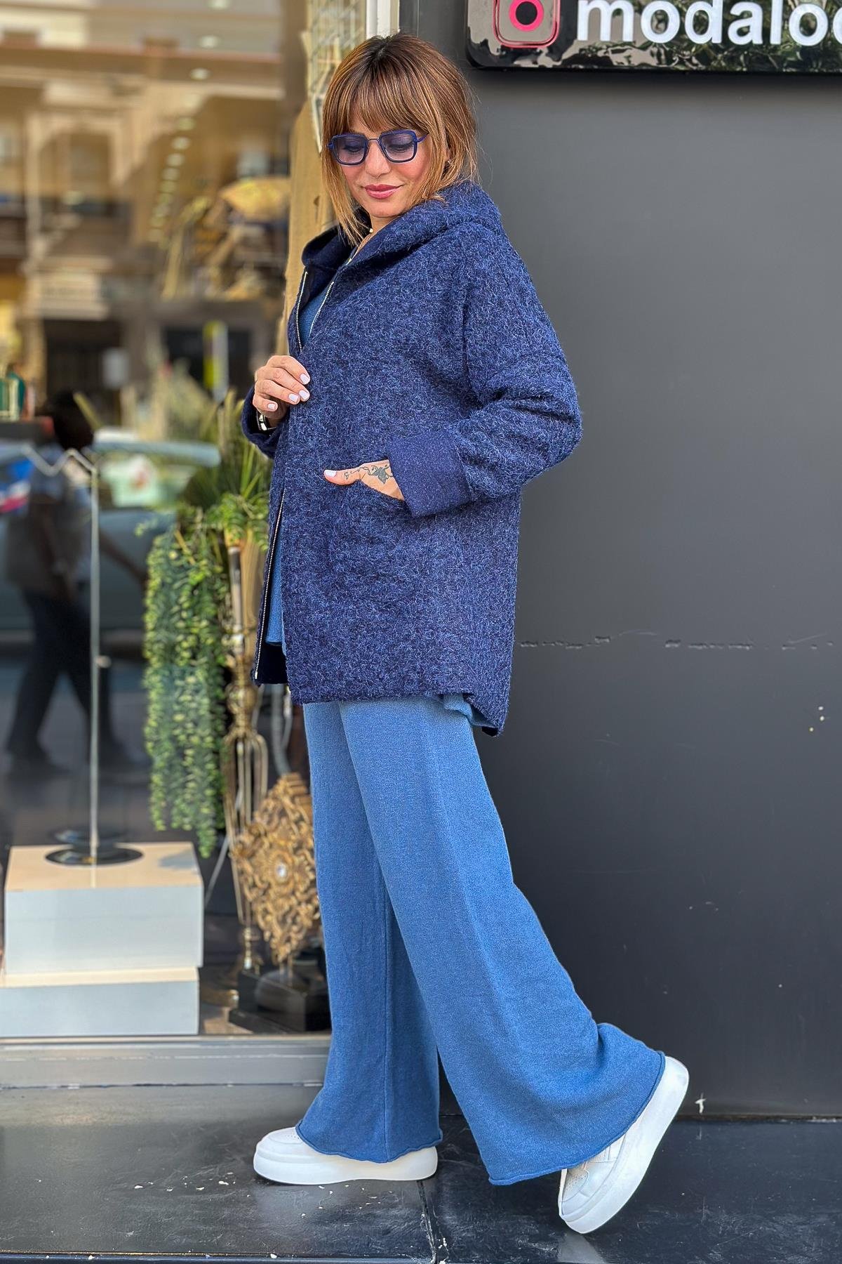 Oversize Keçe Kaban Lacivert RenkMONT & KABAN