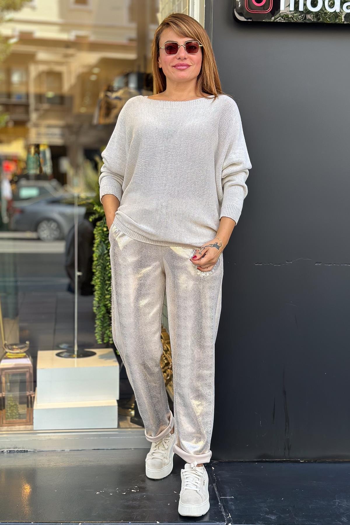 Pul Kalpli Lak Baskılı Pantolon Gold RenkPANTOLON