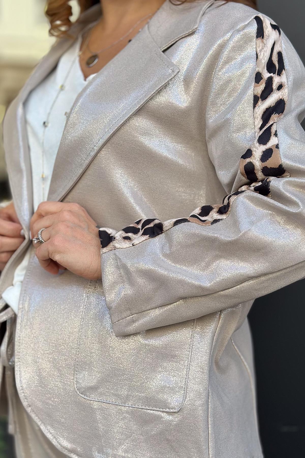 Simli Kumaş Leopar Şeritli Bej Zeminli Blazer Gümüş RenkCEKET