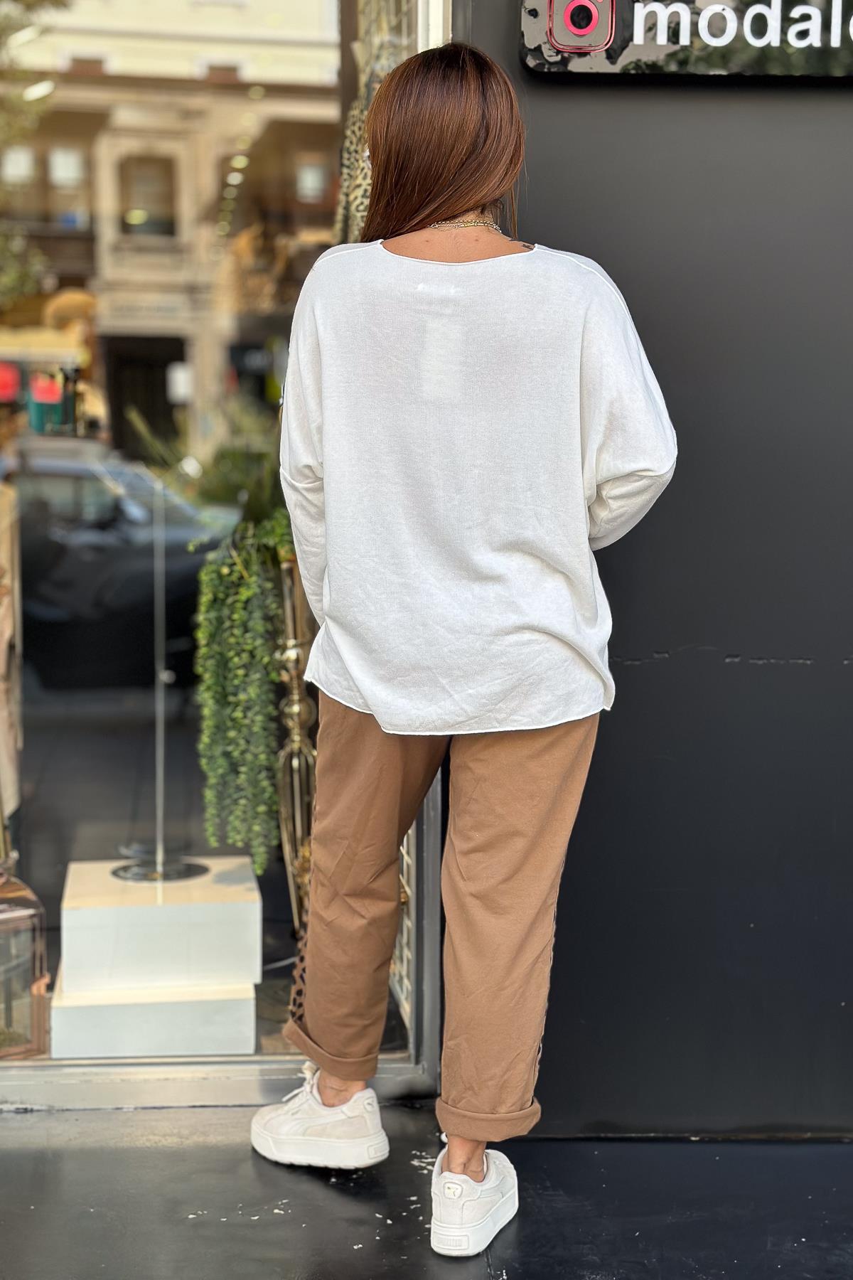 Smile Yazı Detaylı V Yaka İnce Triko Krem RenkBLUZ