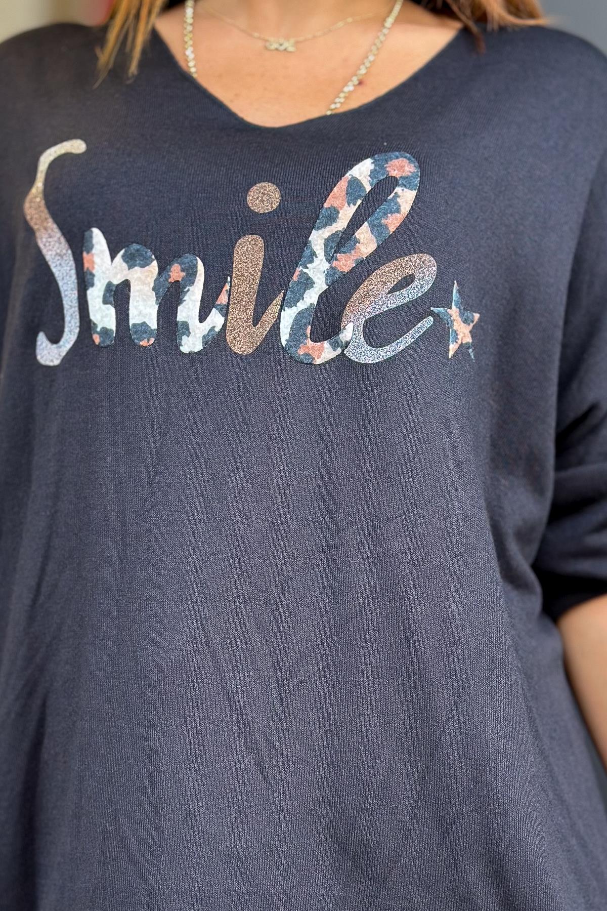 Smile Yazı Detaylı V Yaka İnce Triko Siyah RenkBLUZ