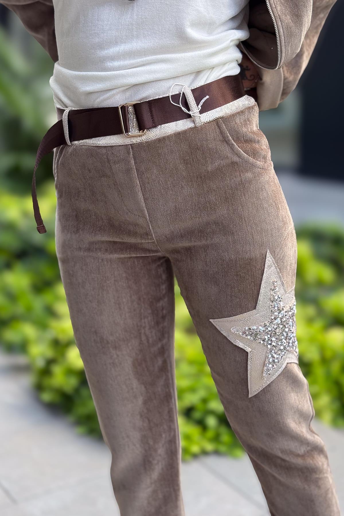 Yıldız Lak Pul İşlemeli Kadife Pantolon Camel RenkPANTOLON