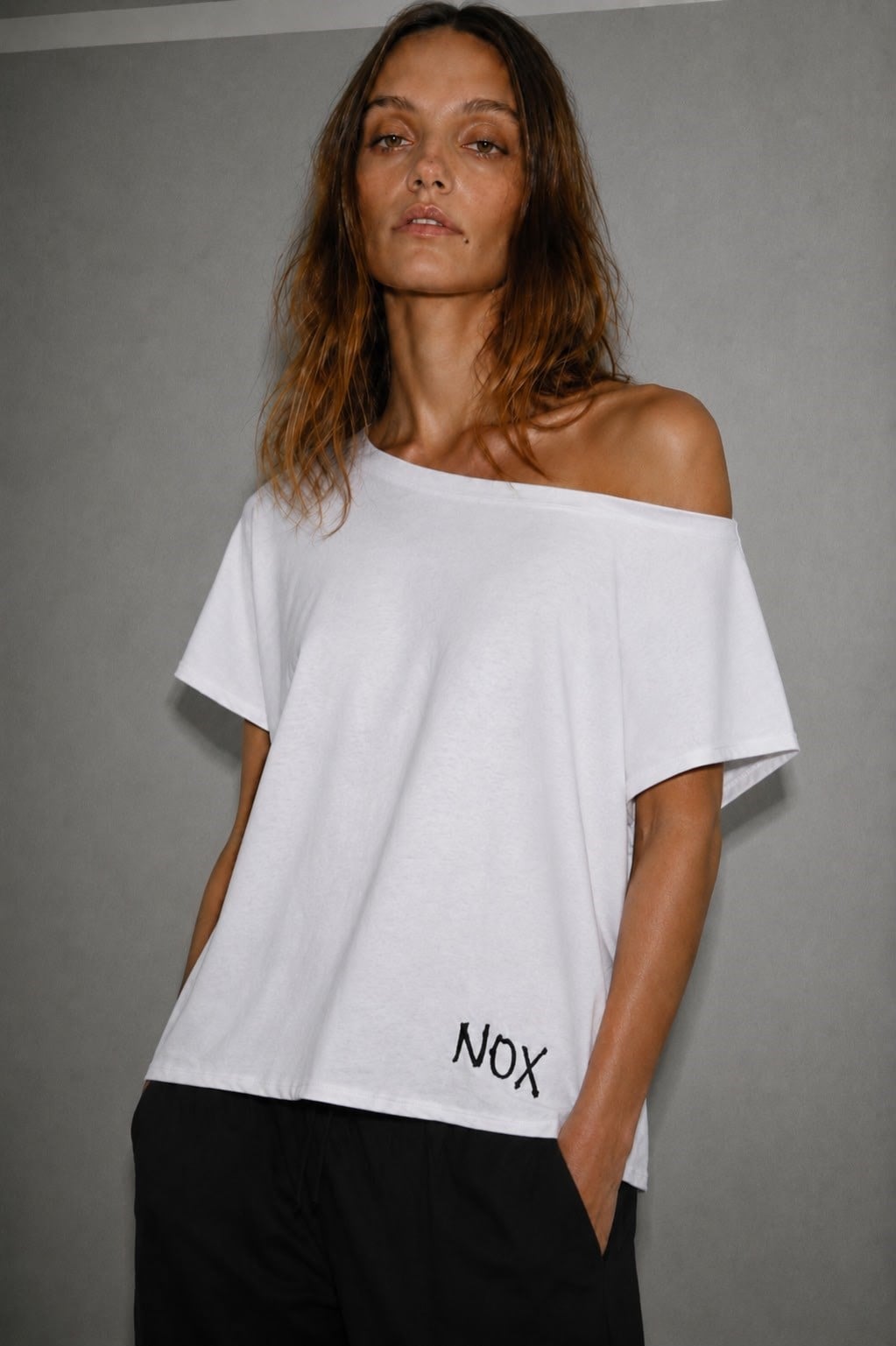 DÜŞÜK OMUZ NOX BASKILI TSHİRT