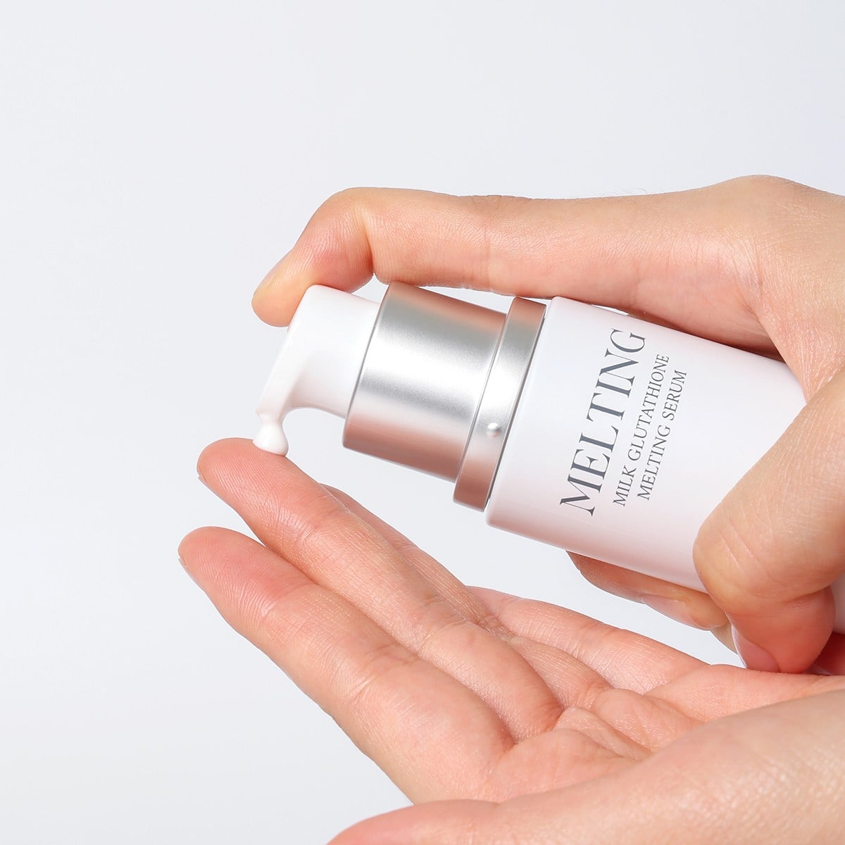 AIPPO Kırışıklık ve Leke Karşıtı Serum - Milk Glutathione Melting Serum 30 ML