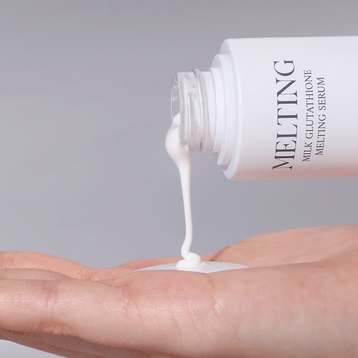 AIPPO Kırışıklık ve Leke Karşıtı Serum - Milk Glutathione Melting Serum 30 ML