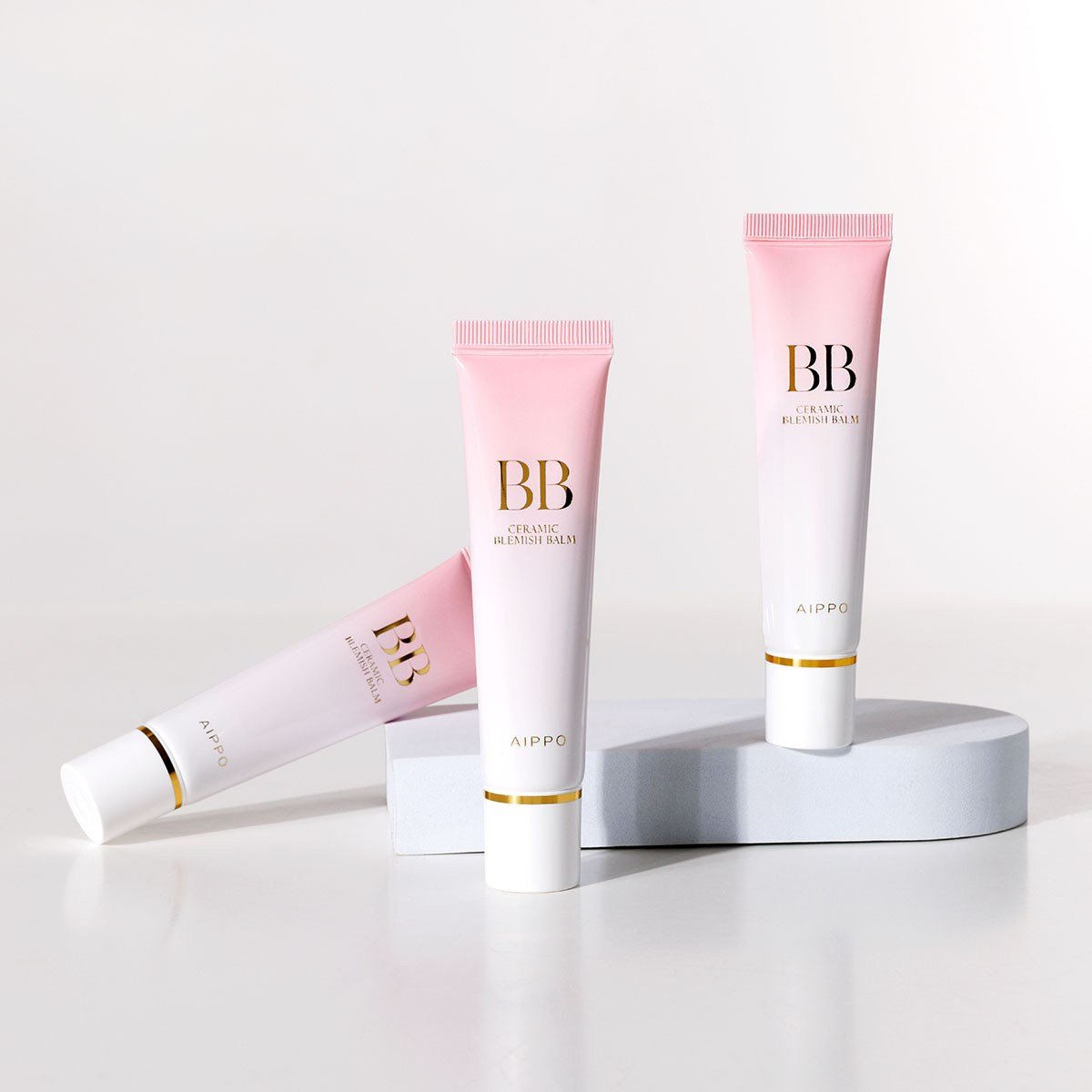 AIPPO Parlak Doğal Bitişli Nemlendirici BB Krem - Ceramic Blemish Balm 30 ML