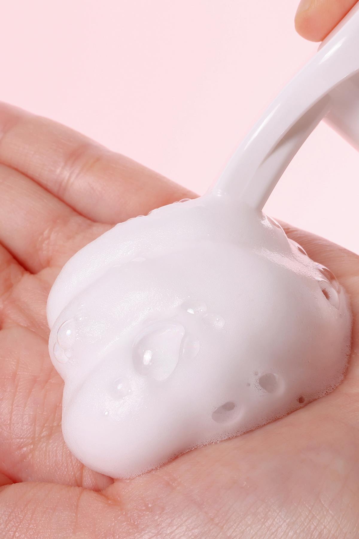 Aippo Pinksalt pH Balancing Bubble Cleanser 155 GR