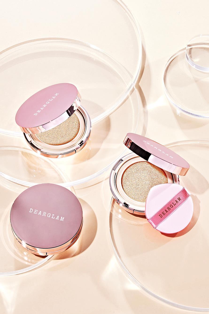 Dearglam -Işıltı Veren Cushion Fondöten Açık Bej- Glow Ampoule Radiance Cushion 21 Light Beige