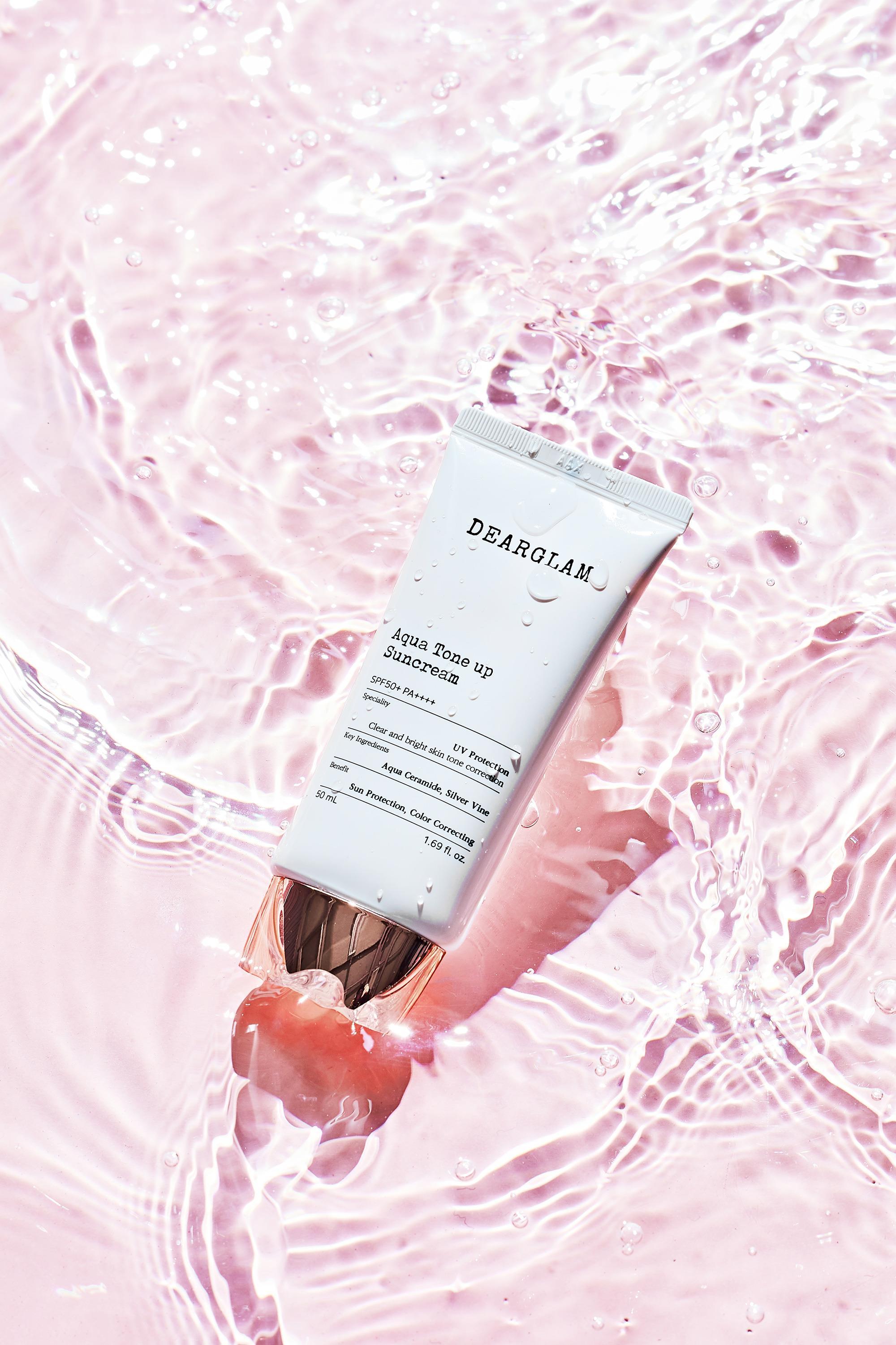 Dearglam -Ton Eşitleyici Güneş Kremi- Aqua Tone Up Sun Cream