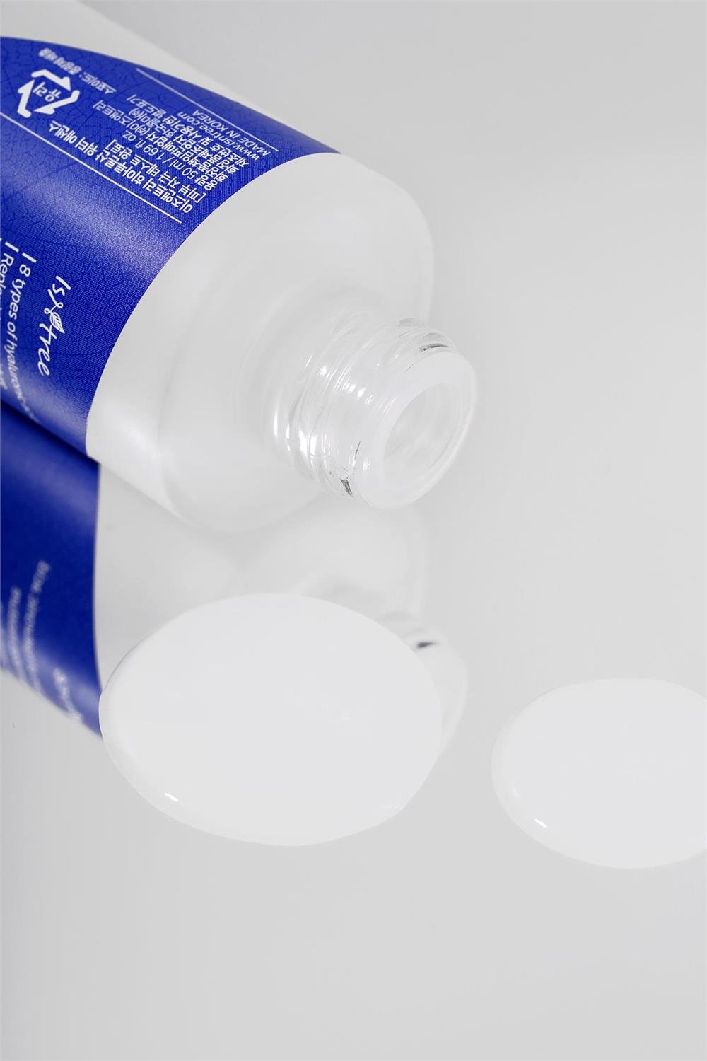 Hyaluronic Acid Water Essence (Sekiz Çeşit Hyalüronik Asitli Nemlendirici Serum) 50 ML
