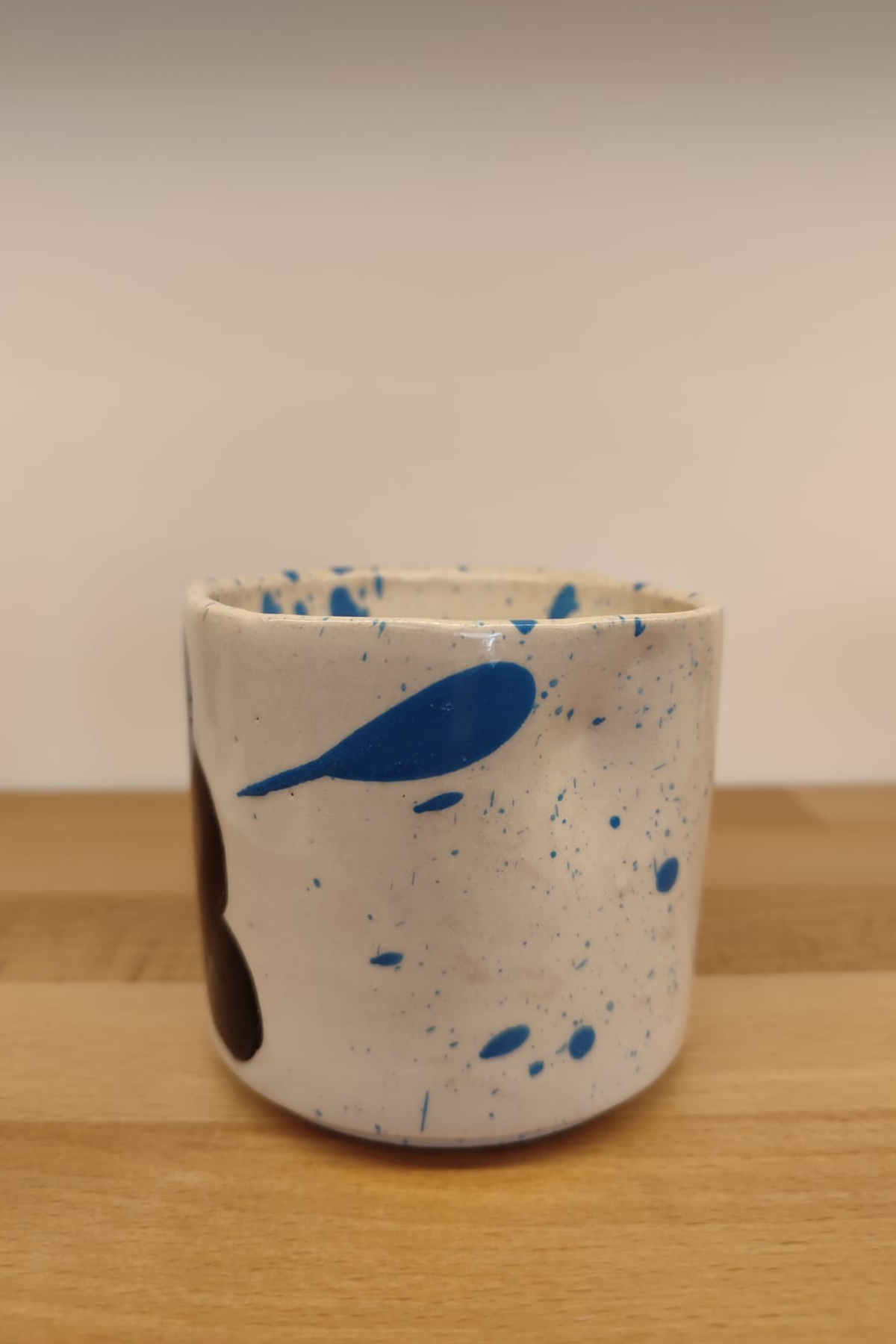 2K Studio Karakız Figürlü Bardak, Mavi Damlacıklı